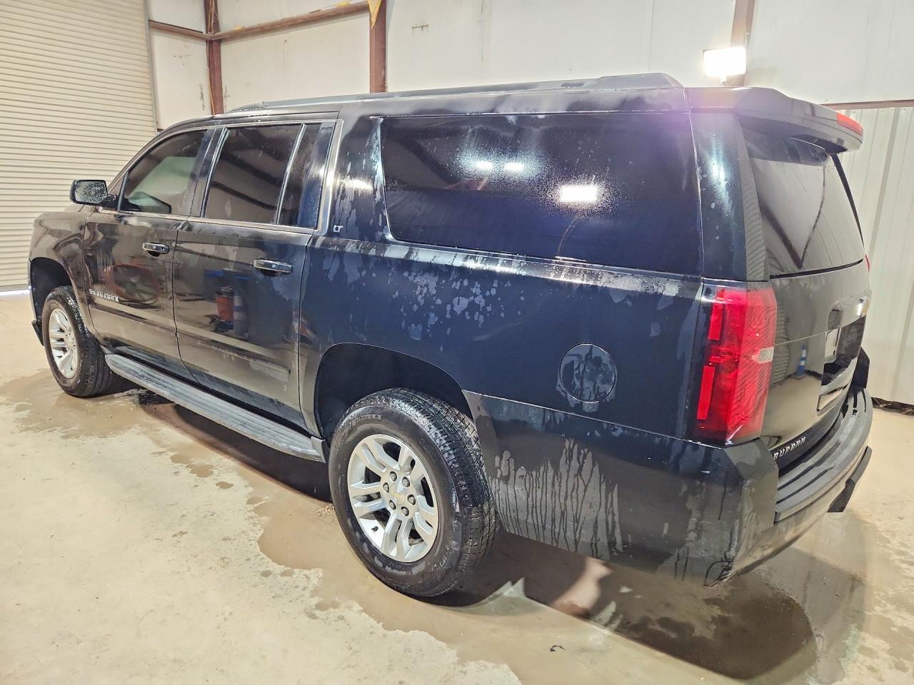 2015 Chevrolet Suburban Black vin: 1GNSCJKC4FR183508
