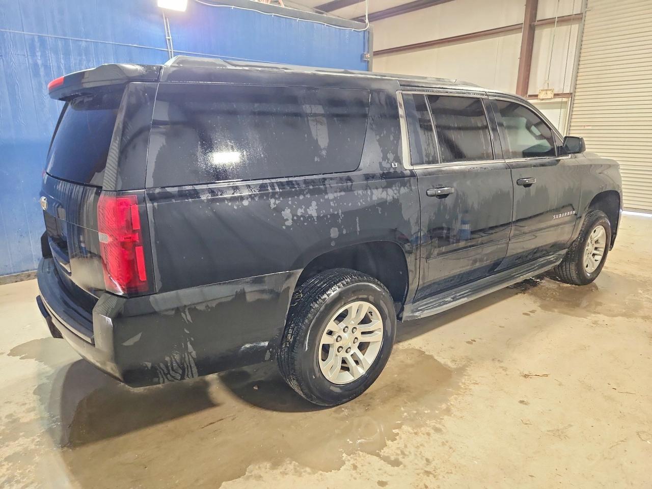 2015 Chevrolet Suburban Black vin: 1GNSCJKC4FR183508