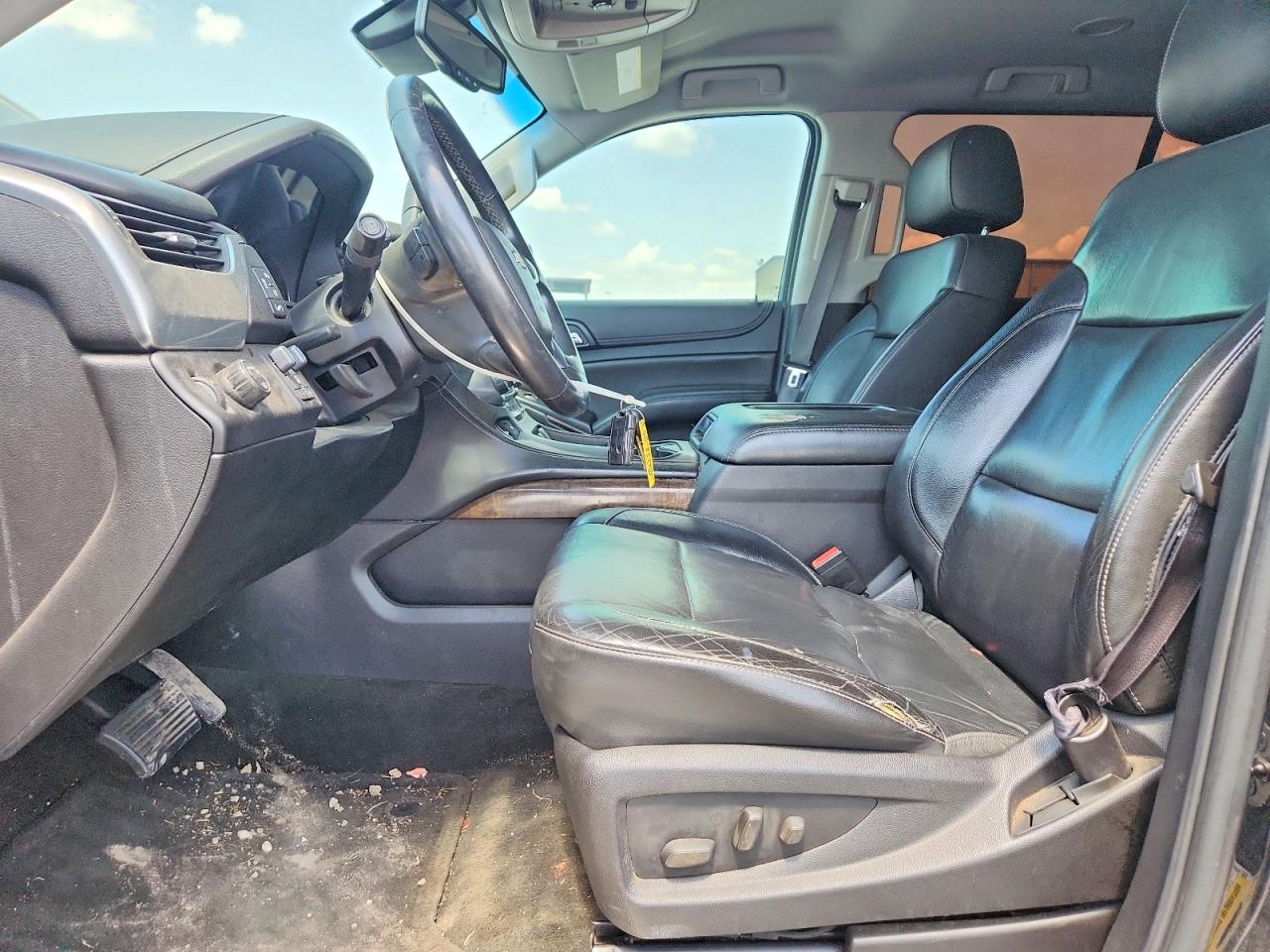 2015 Chevrolet Suburban C1500 Lt Black vin: 1GNSCJKC4FR295970