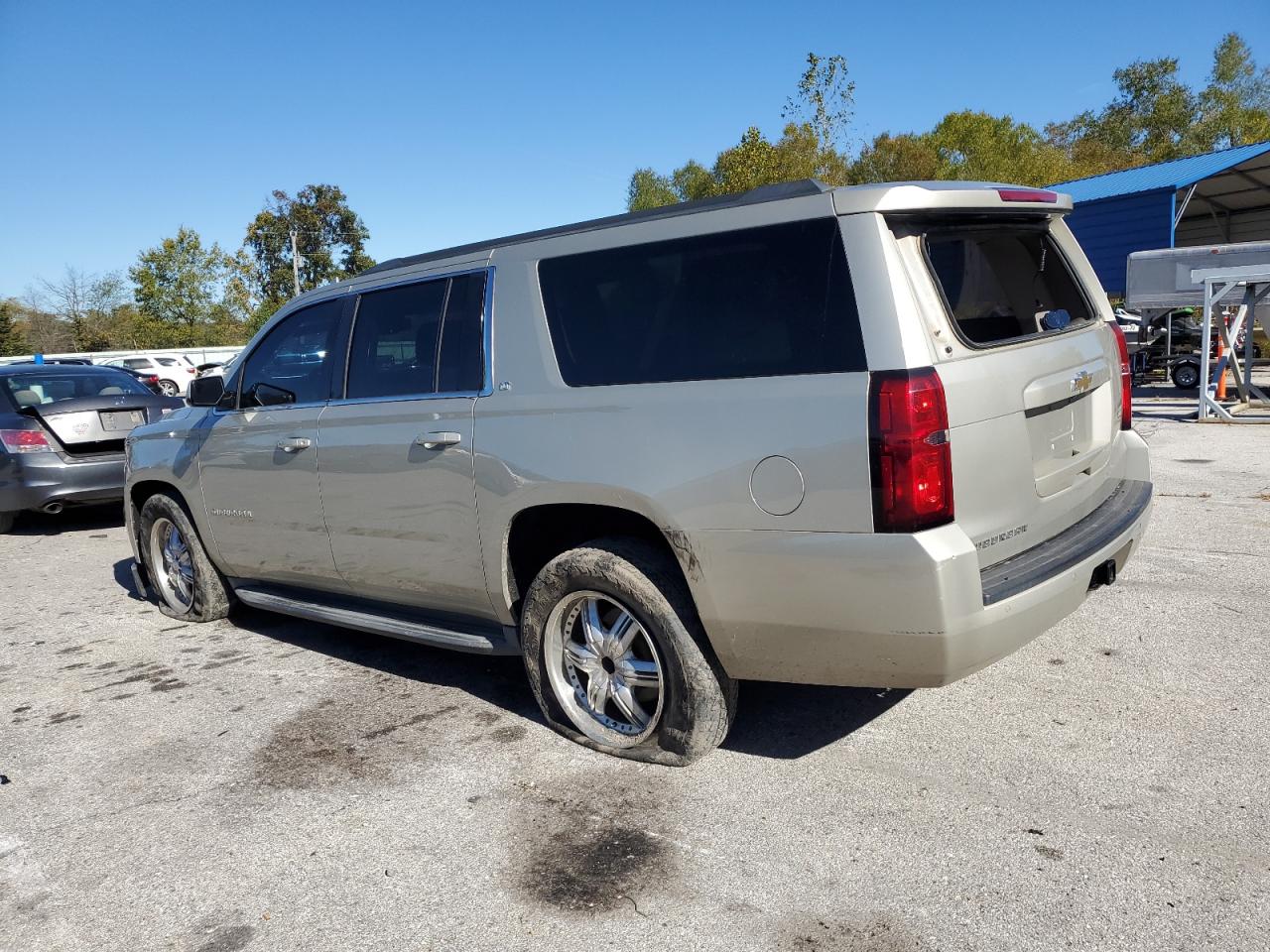2015 Chevrolet Suburban C1500 Lt Gold vin: 1GNSCJKC4FR521716