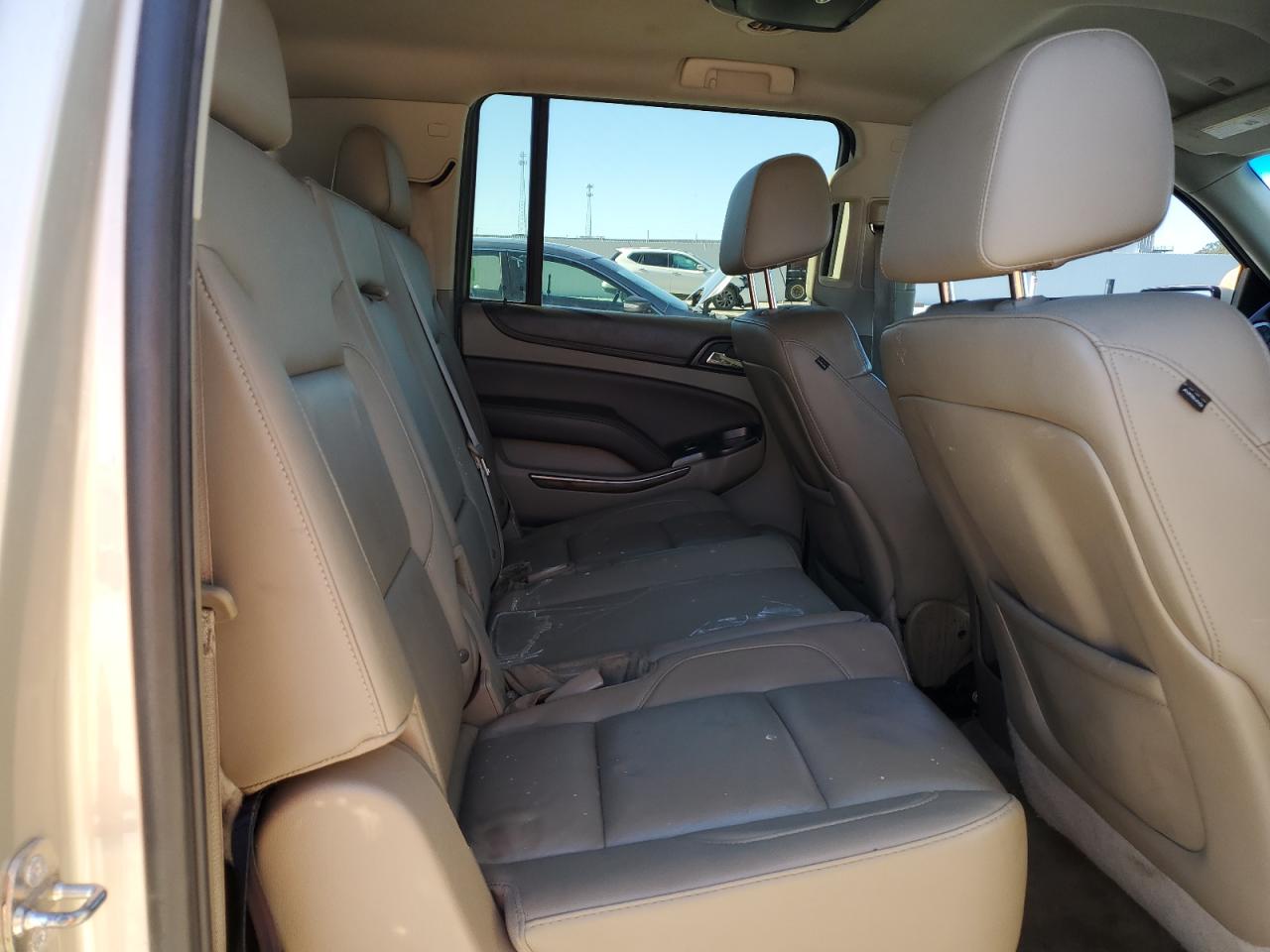 2015 Chevrolet Suburban C1500 Lt Gold vin: 1GNSCJKC4FR521716