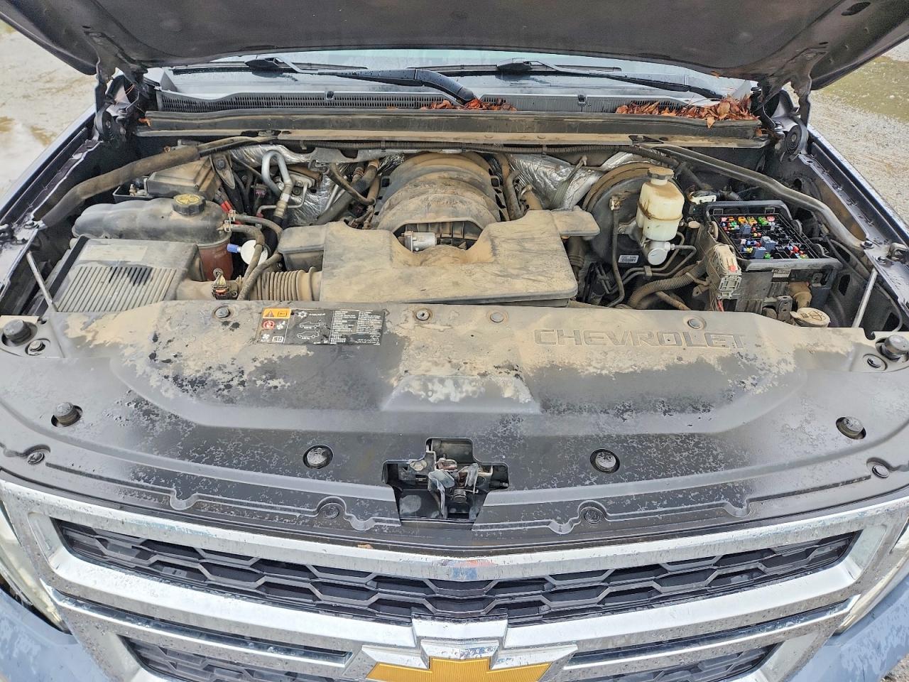 2015 Chevrolet Suburban C1500 Lt Gray vin: 1GNSCJKC5FR563196