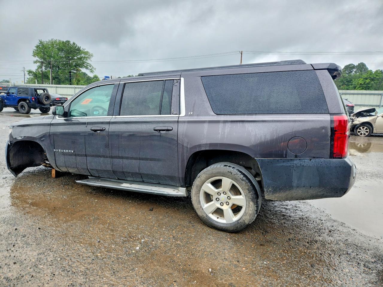 2015 Chevrolet Suburban C1500 Lt Gray vin: 1GNSCJKC5FR563196