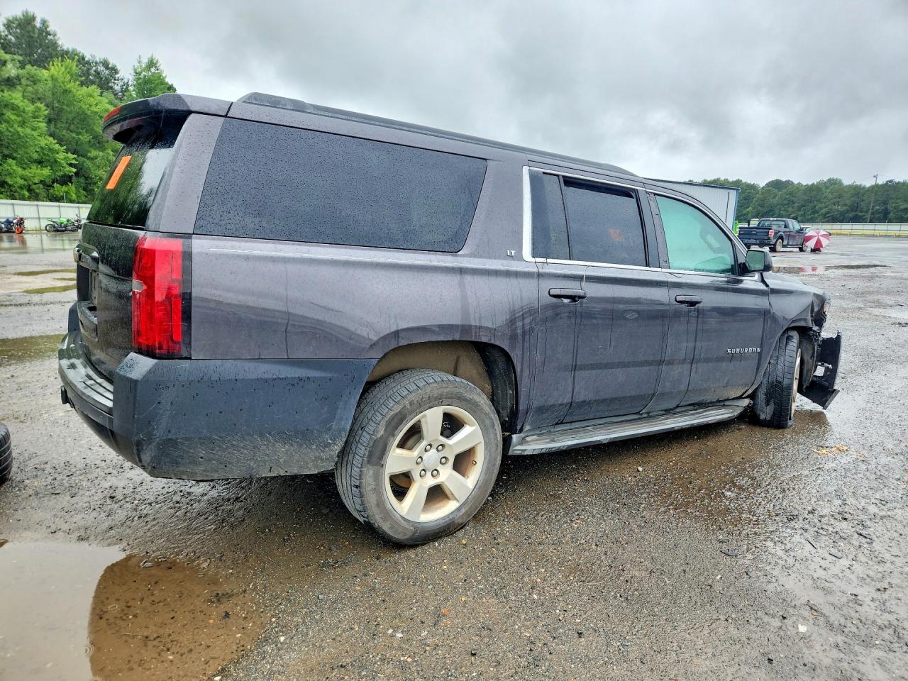 2015 Chevrolet Suburban C1500 Lt Gray vin: 1GNSCJKC5FR563196