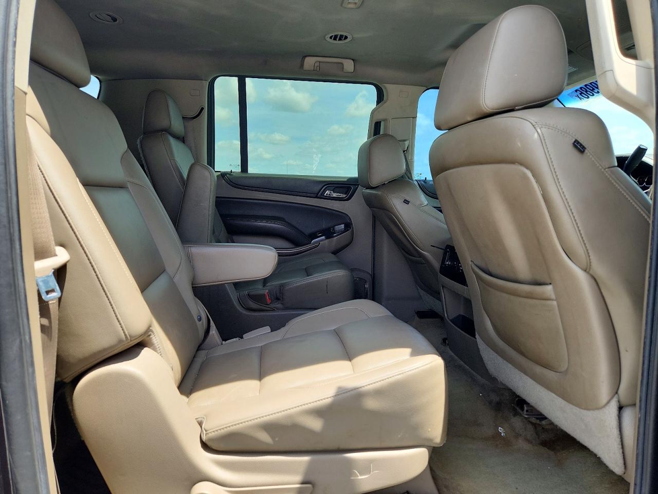2015 Chevrolet Suburban C1500 Lt Charcoal vin: 1GNSCJKC5FR581696