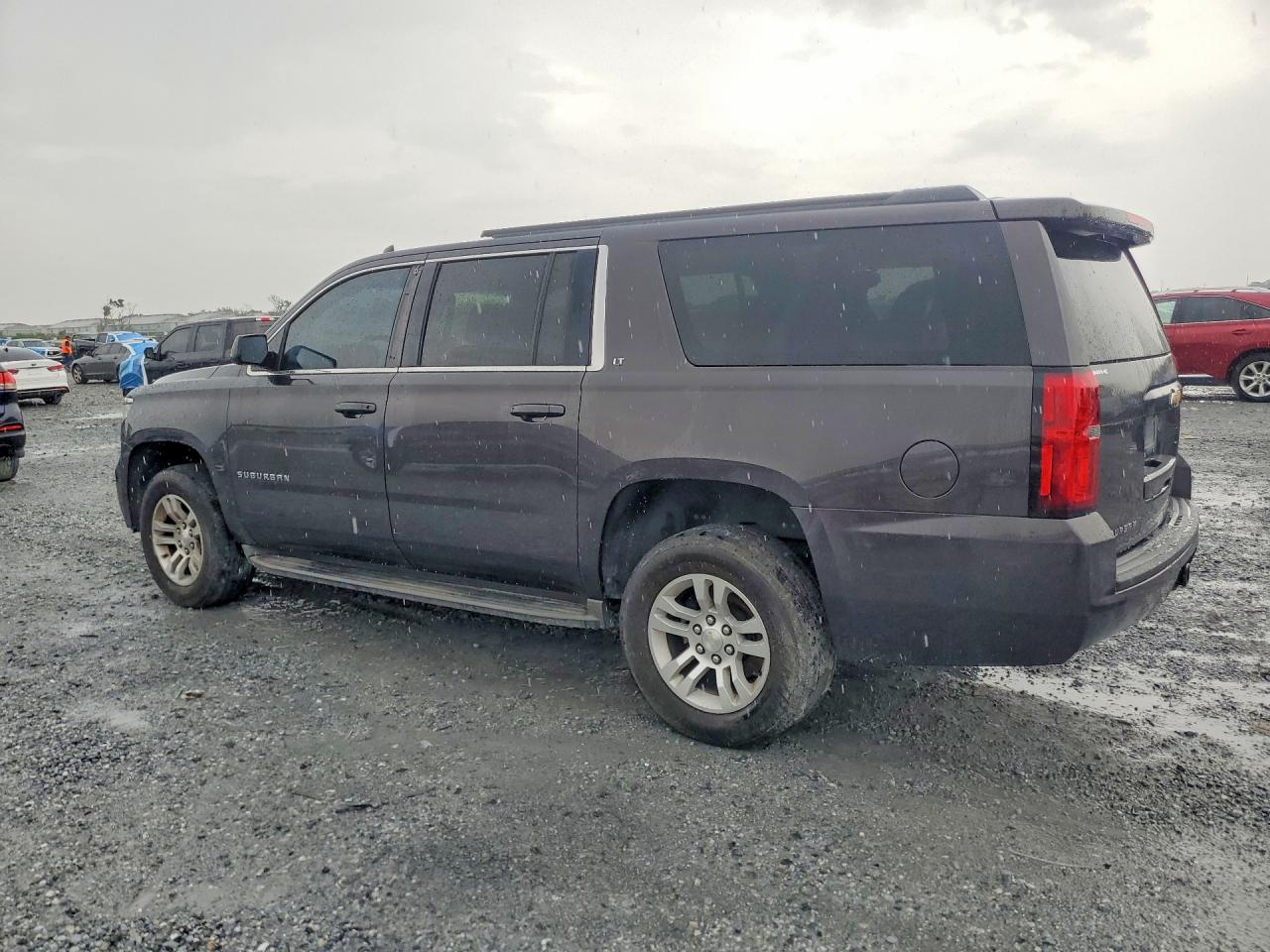 2015 Chevrolet Suburban C1500 Lt Gray vin: 1GNSCJKC5FR581696