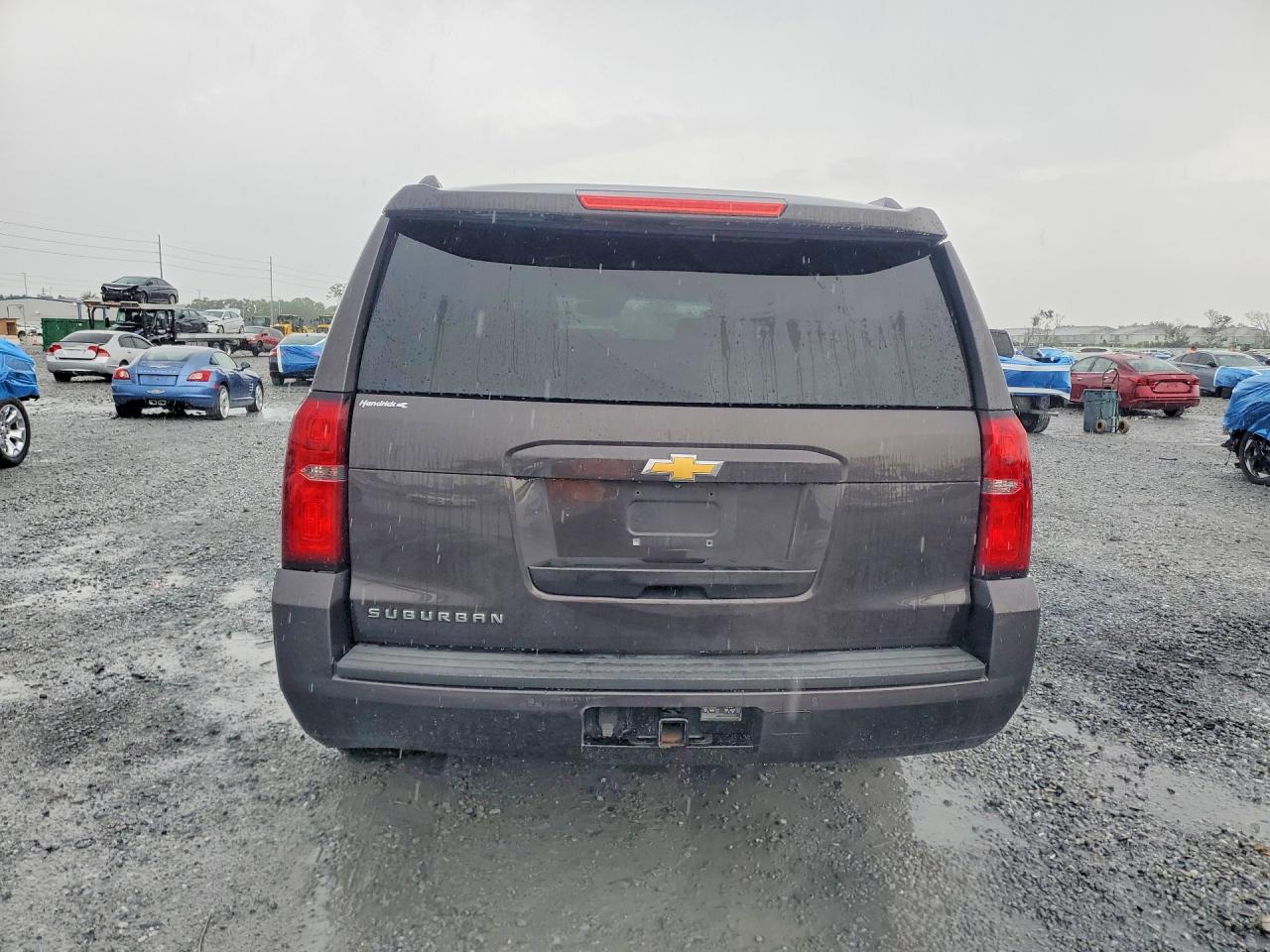 2015 Chevrolet Suburban C1500 Lt Gray vin: 1GNSCJKC5FR581696