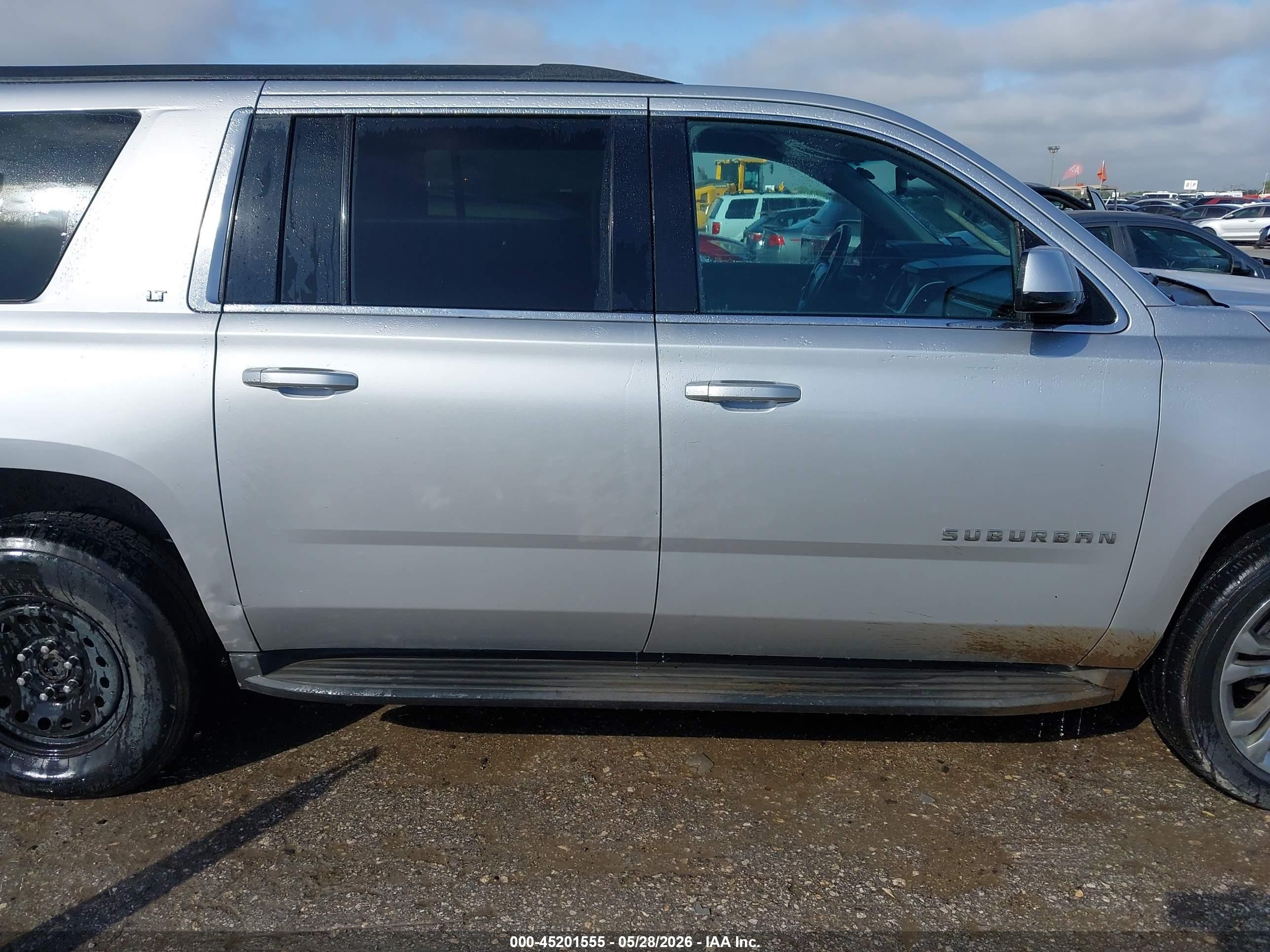2015 Chevrolet Suburban 1500 Lt Silver vin: 1GNSCJKC6FR222972
