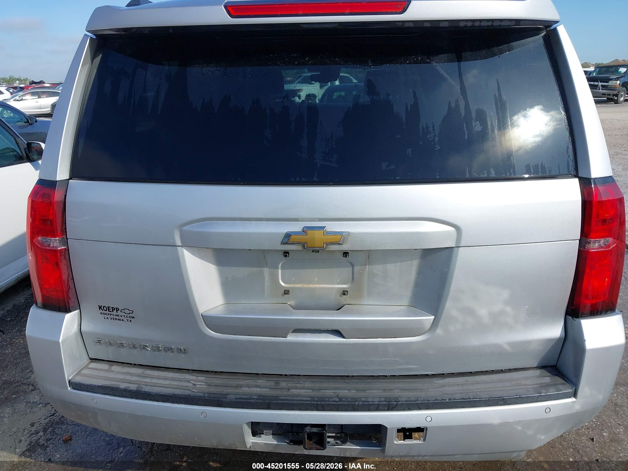 2015 Chevrolet Suburban 1500 Lt Silver vin: 1GNSCJKC6FR222972