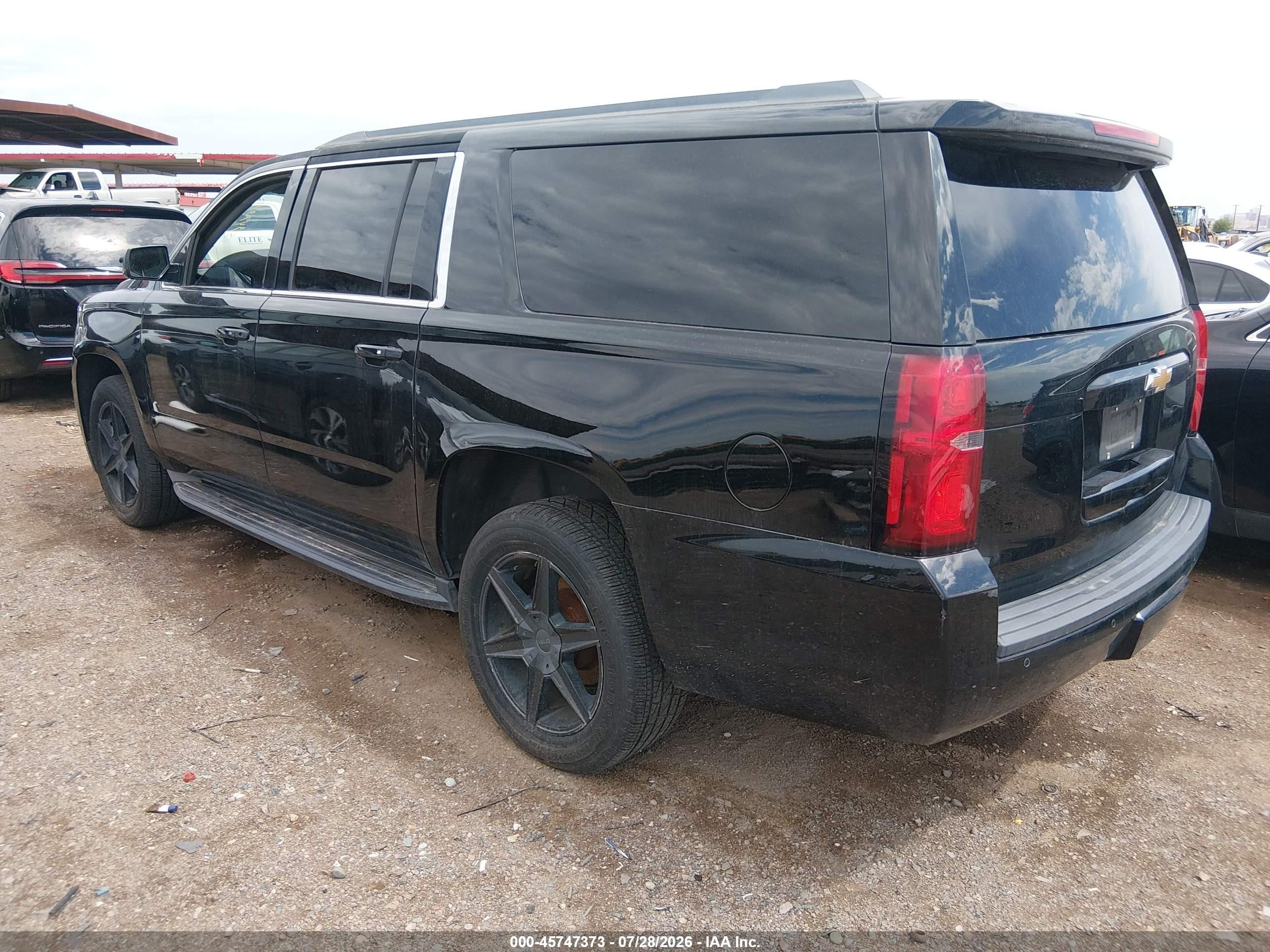 2015 Chevrolet Suburban Lt Black vin: 1GNSCJKC6FR238606