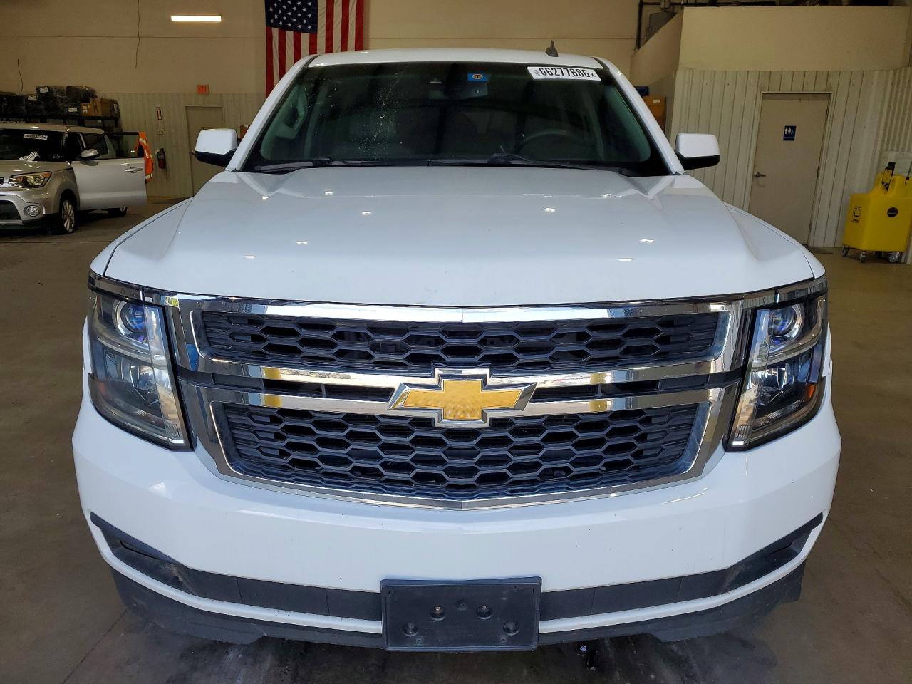 2015 Chevrolet Suburban C1500 Lt White vin: 1GNSCJKC6FR275414