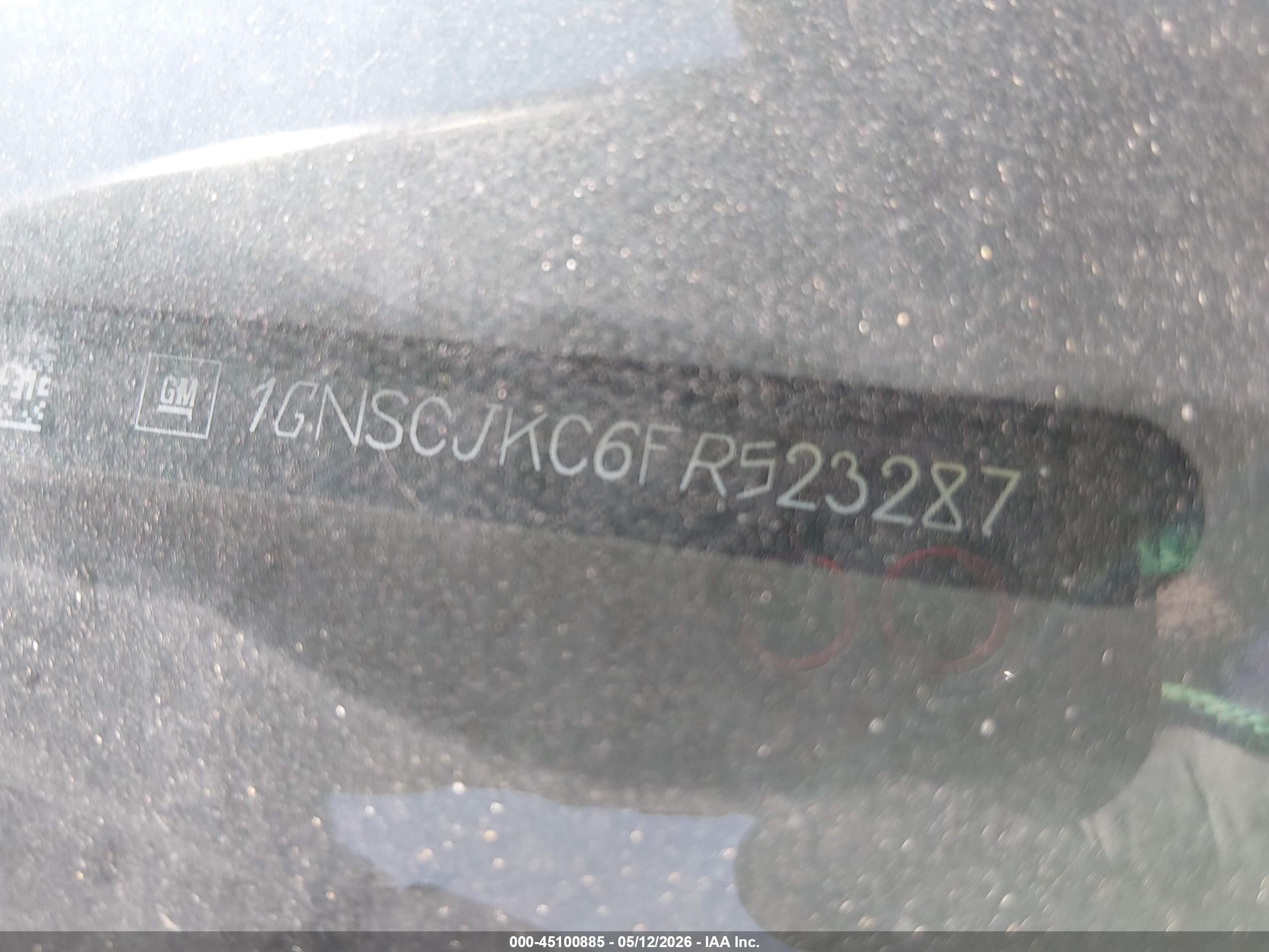 2015 Chevrolet Suburban 1500 Lt Серебряный vin: 1GNSCJKC6FR523287