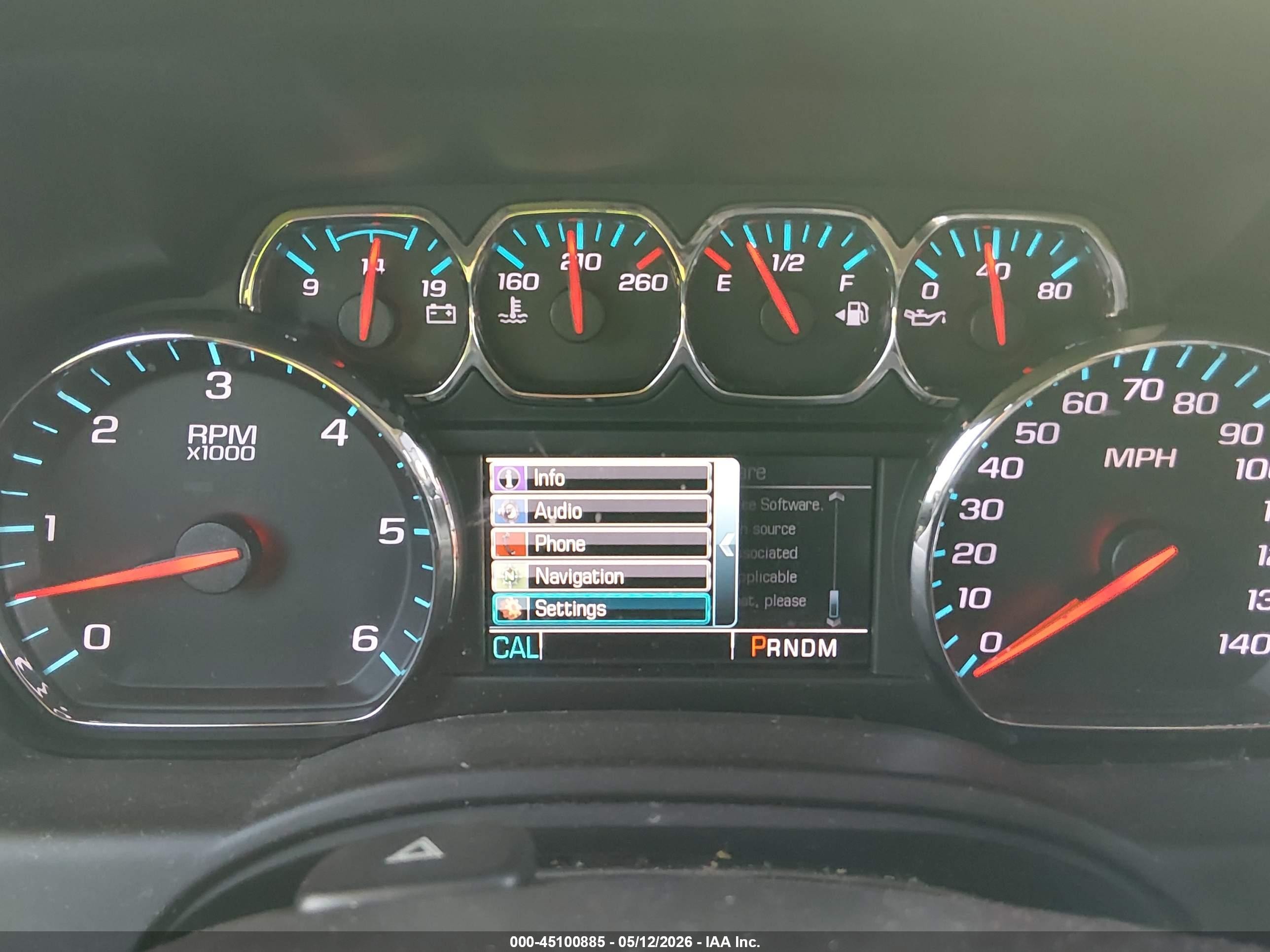 2015 Chevrolet Suburban 1500 Lt Серебряный vin: 1GNSCJKC6FR523287