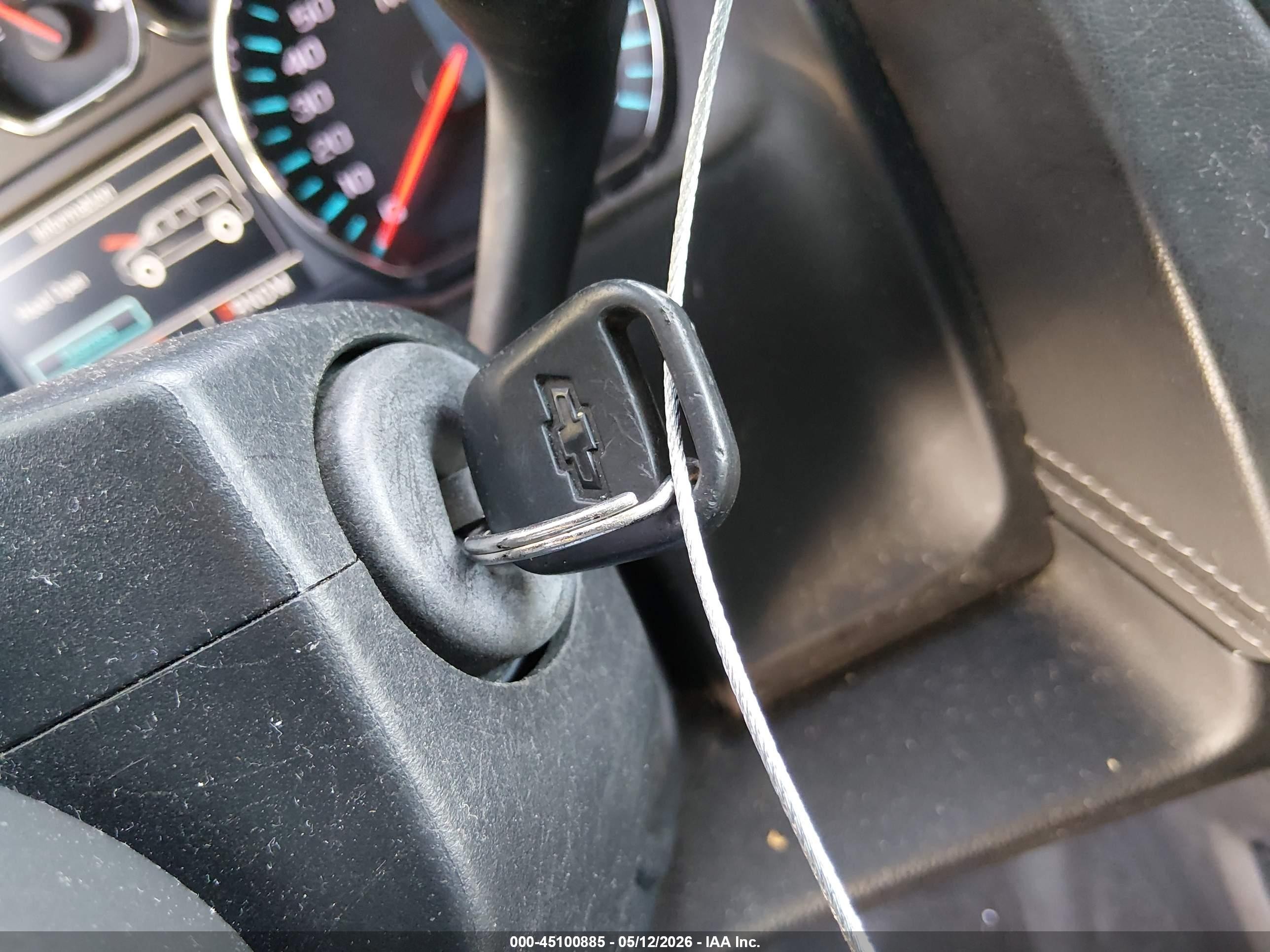 2015 Chevrolet Suburban 1500 Lt Серебряный vin: 1GNSCJKC6FR523287