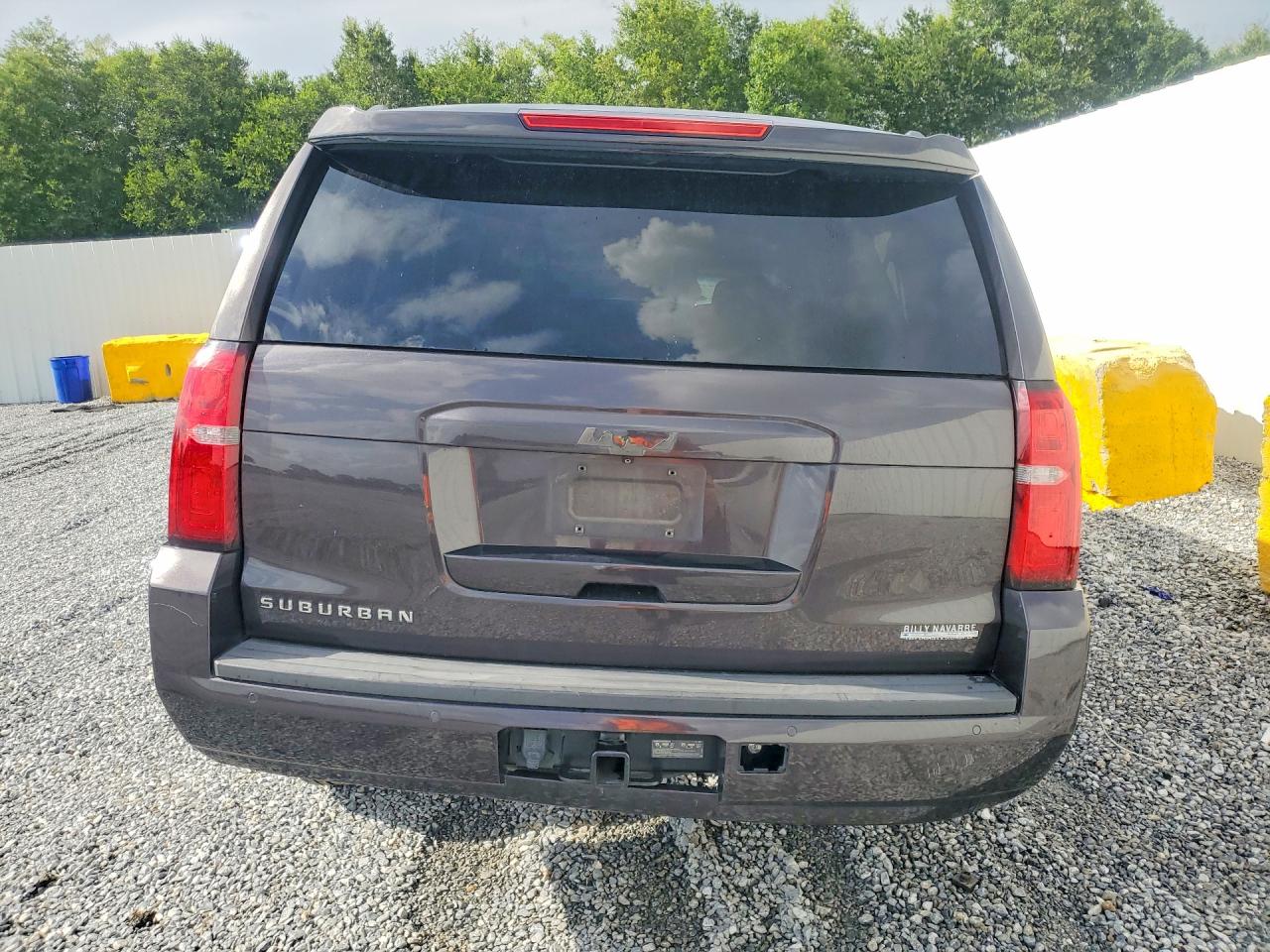 2015 Chevrolet Suburban C1500 Lt Серый vin: 1GNSCJKC6FR604189