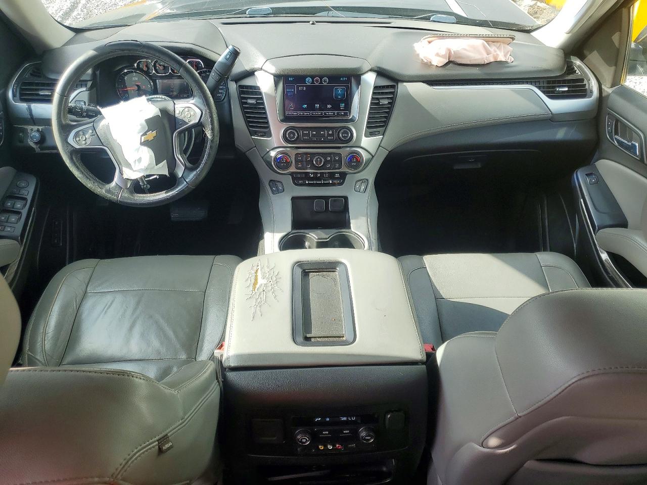 2015 Chevrolet Suburban C1500 Lt Серый vin: 1GNSCJKC6FR604189