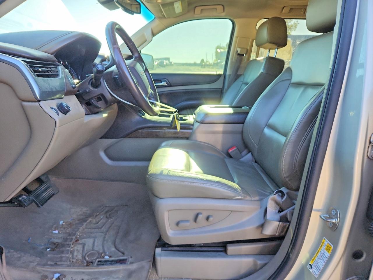 2015 Chevrolet Suburban C1500 Lt Silver vin: 1GNSCJKC7FR263532