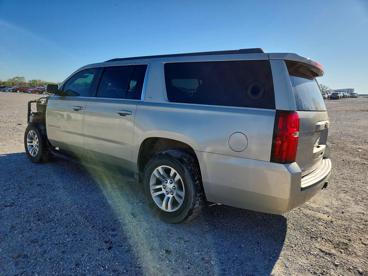 2015 Chevrolet Suburban C1500 Lt Silver vin: 1GNSCJKC7FR263532