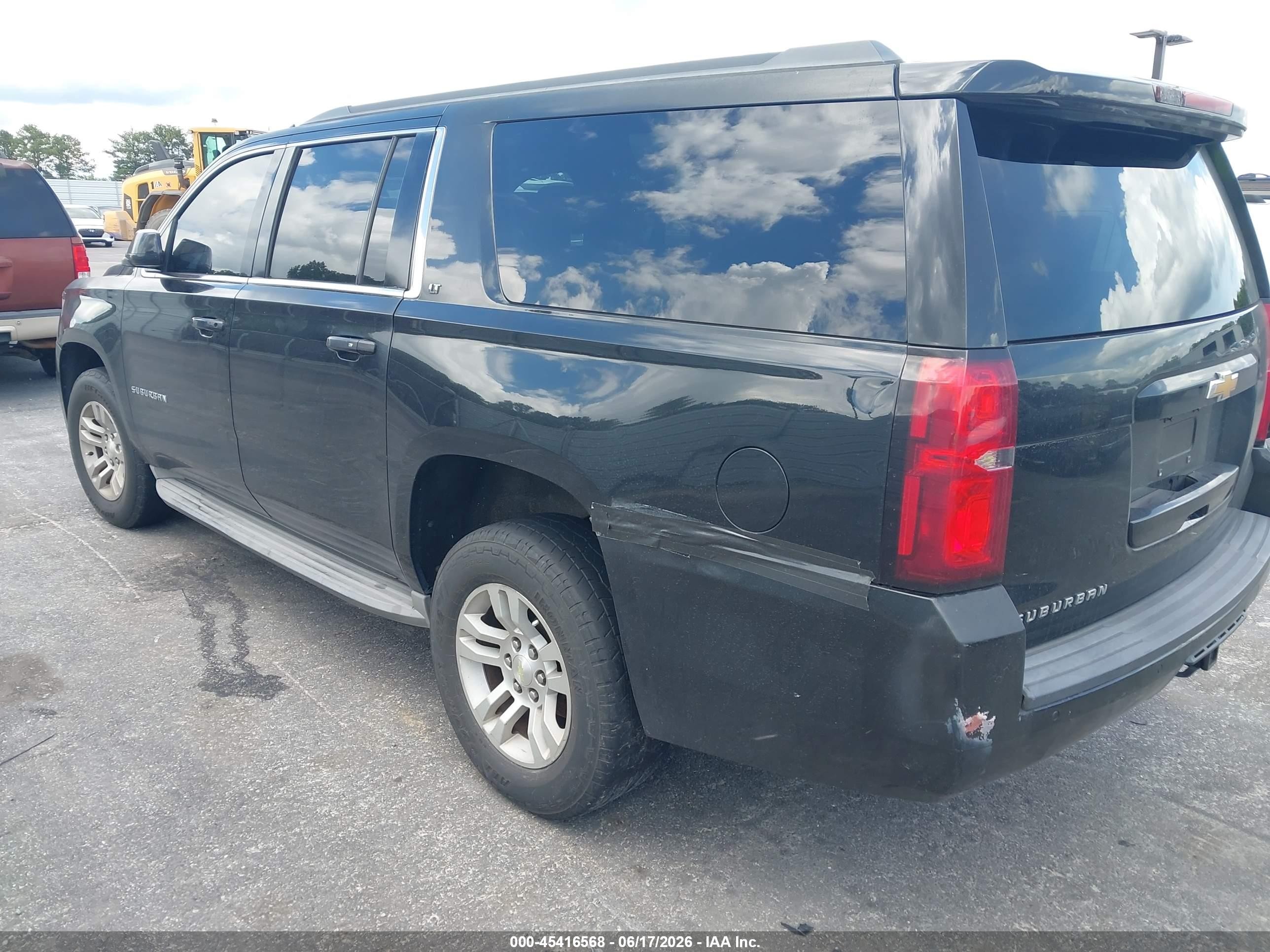 2015 Chevrolet Suburban 1500 Lt Black vin: 1GNSCJKC8FR507916
