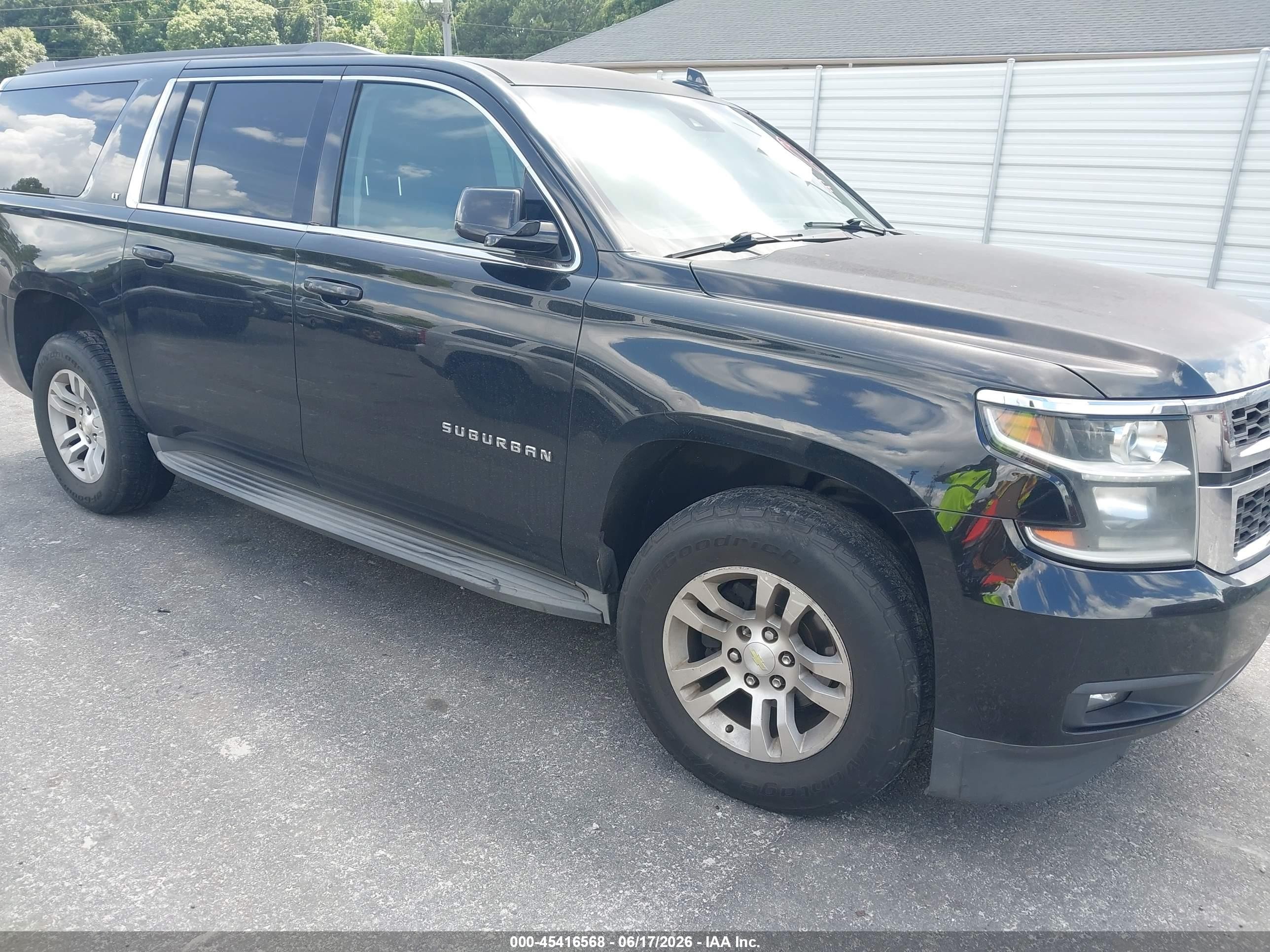 2015 Chevrolet Suburban 1500 Lt Black vin: 1GNSCJKC8FR507916