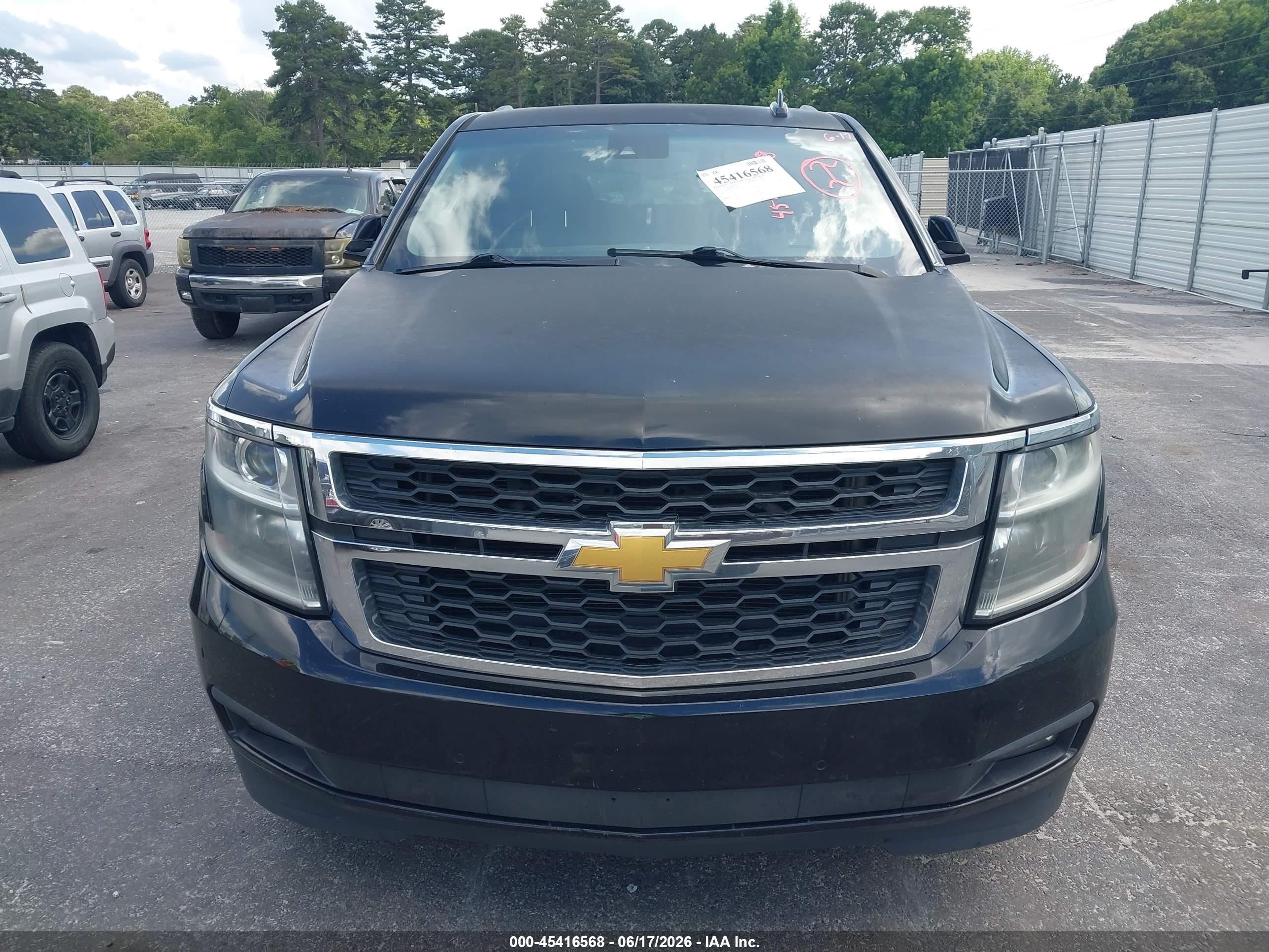 2015 Chevrolet Suburban 1500 Lt Black vin: 1GNSCJKC8FR507916