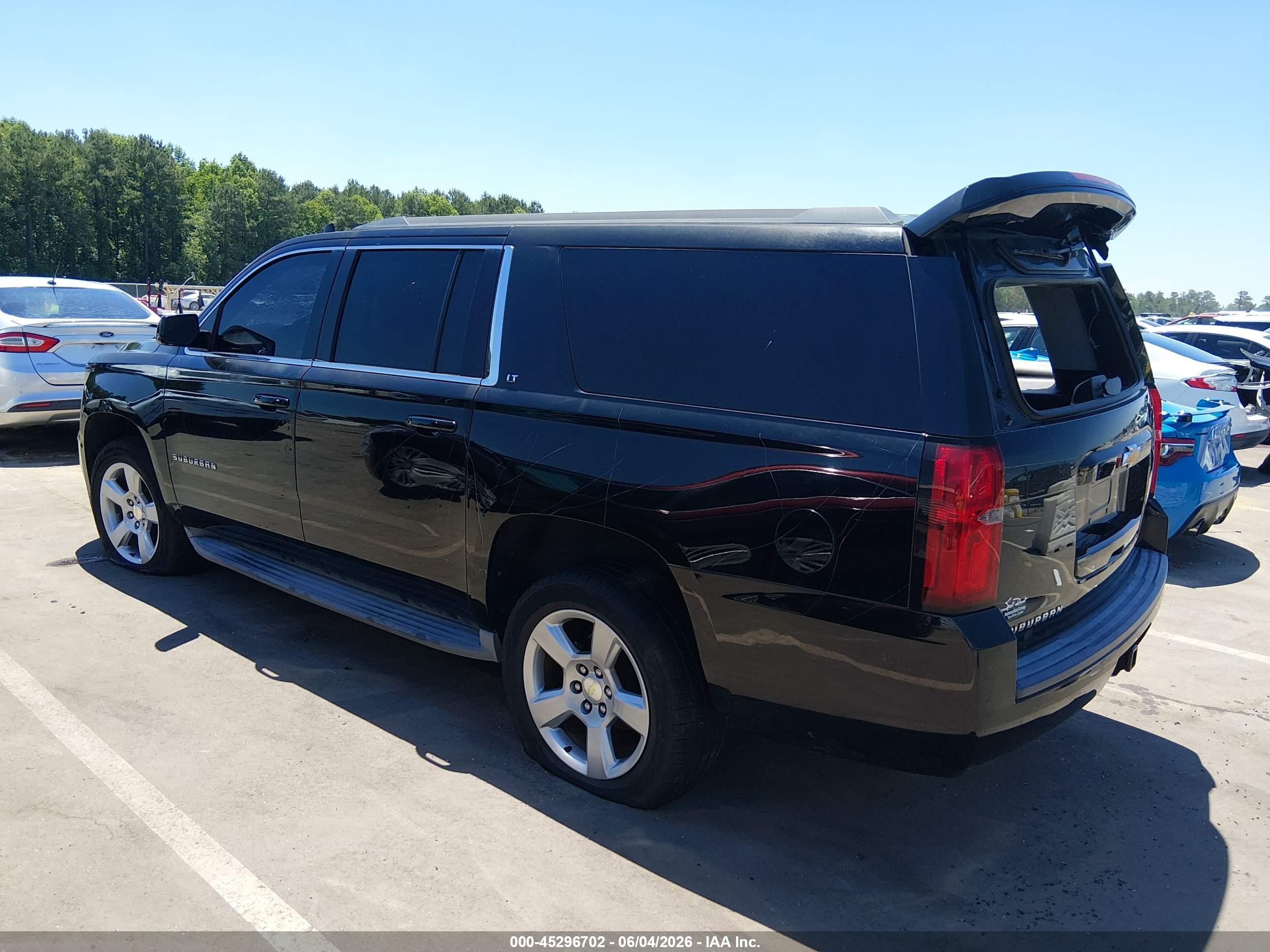 2015 Chevrolet Suburban 1500 Lt Black vin: 1GNSCJKC9FR553982
