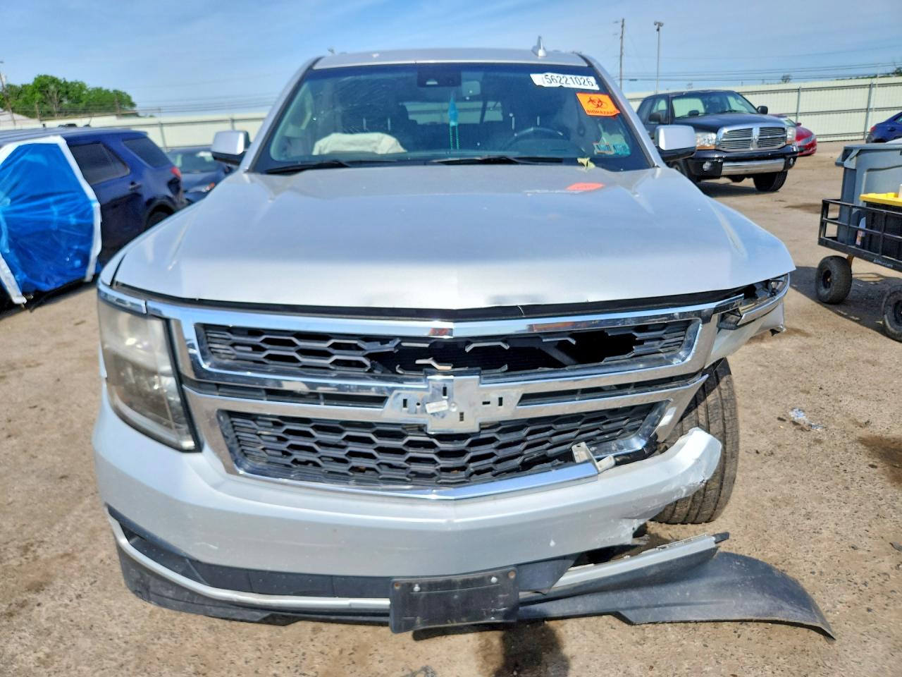 2015 Chevrolet Suburban C1500 Lt Silver vin: 1GNSCJKC9FR596217