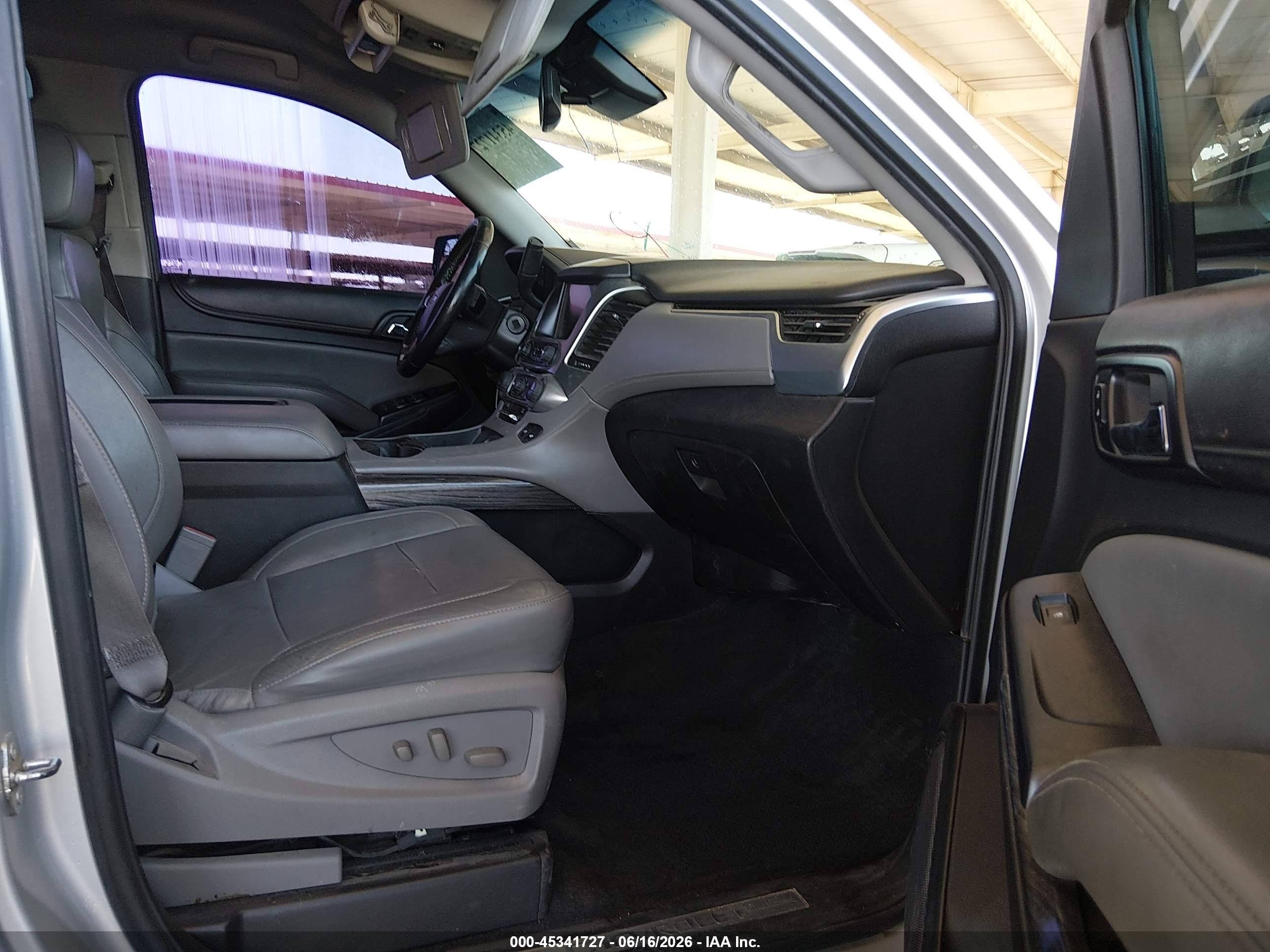 2015 Chevrolet Suburban 1500 Lt Gray vin: 1GNSCJKCXFR199017