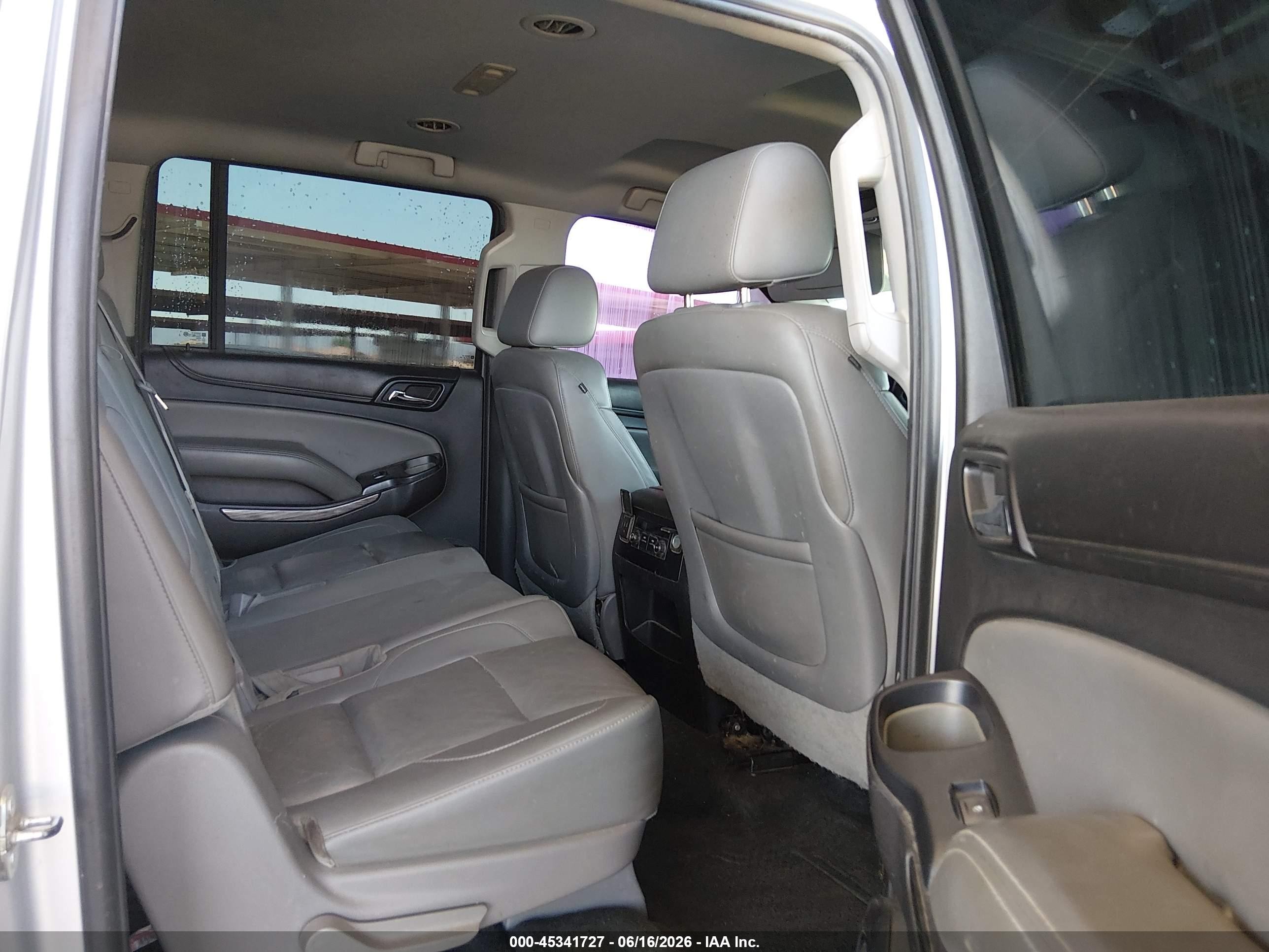 2015 Chevrolet Suburban 1500 Lt Gray vin: 1GNSCJKCXFR199017