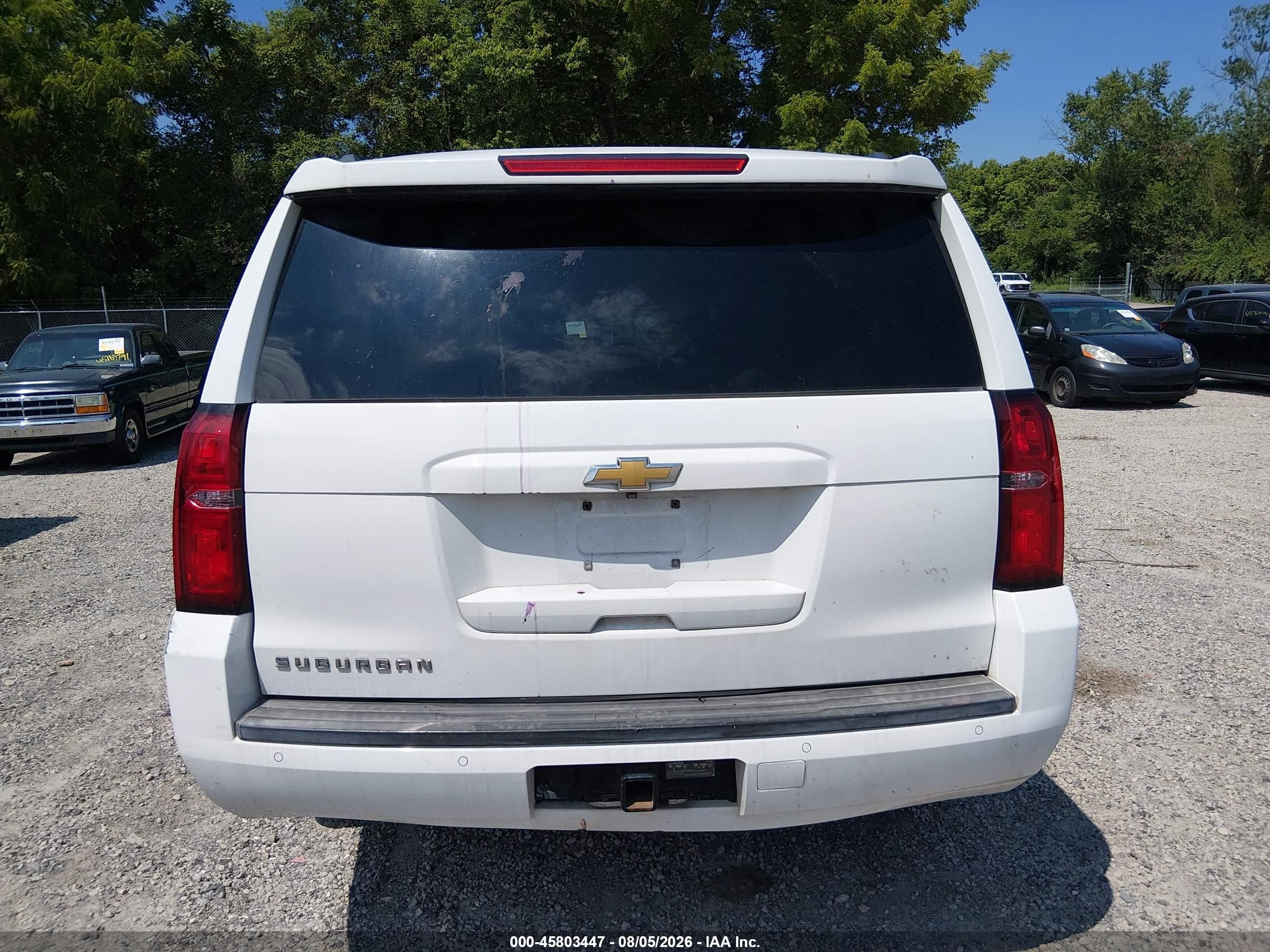2015 Chevrolet Suburban Lt White vin: 1GNSCJKCXFR264304