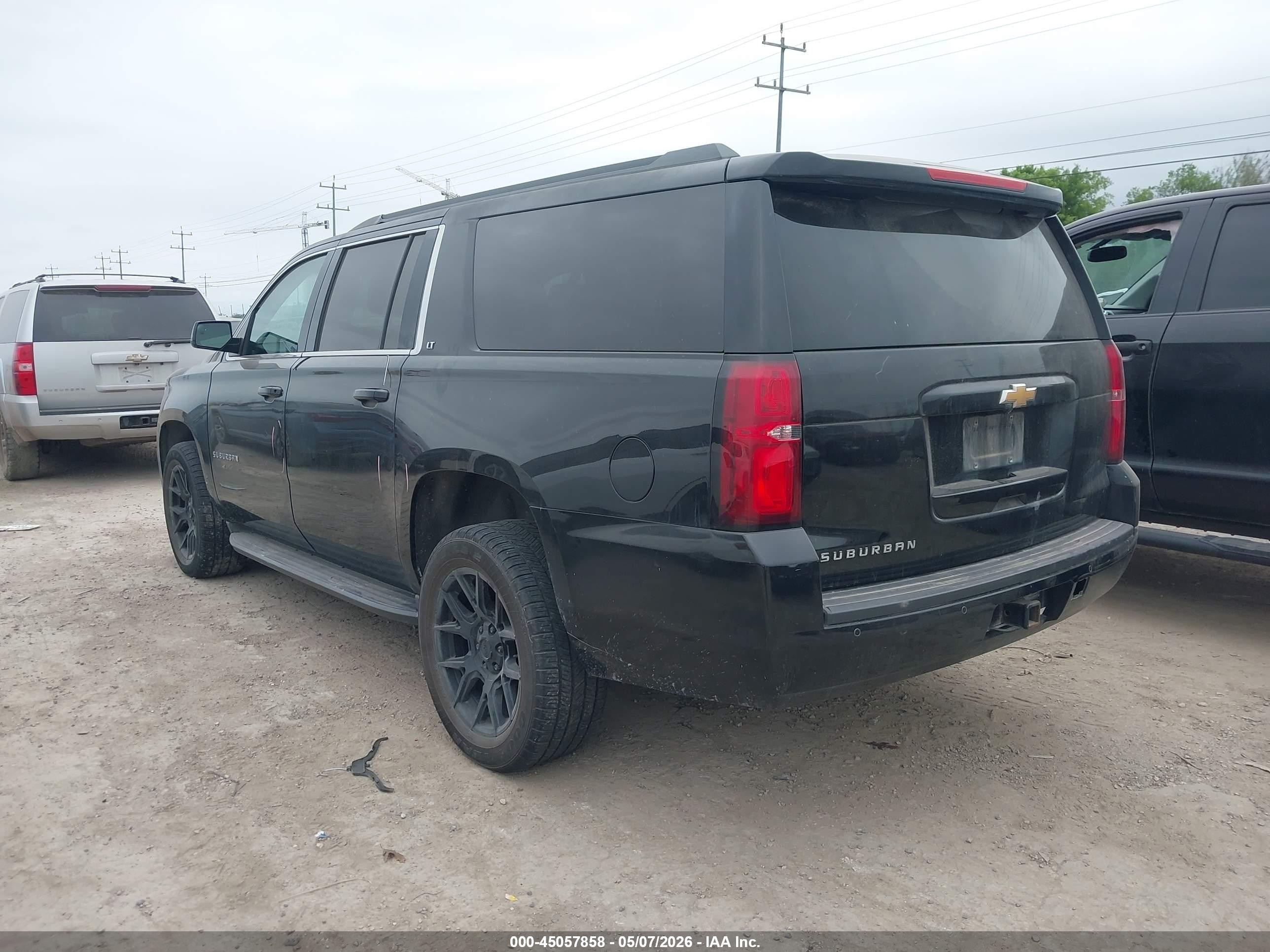 2015 Chevrolet Suburban 1500 Lt Черный vin: 1GNSCJKCXFR709768