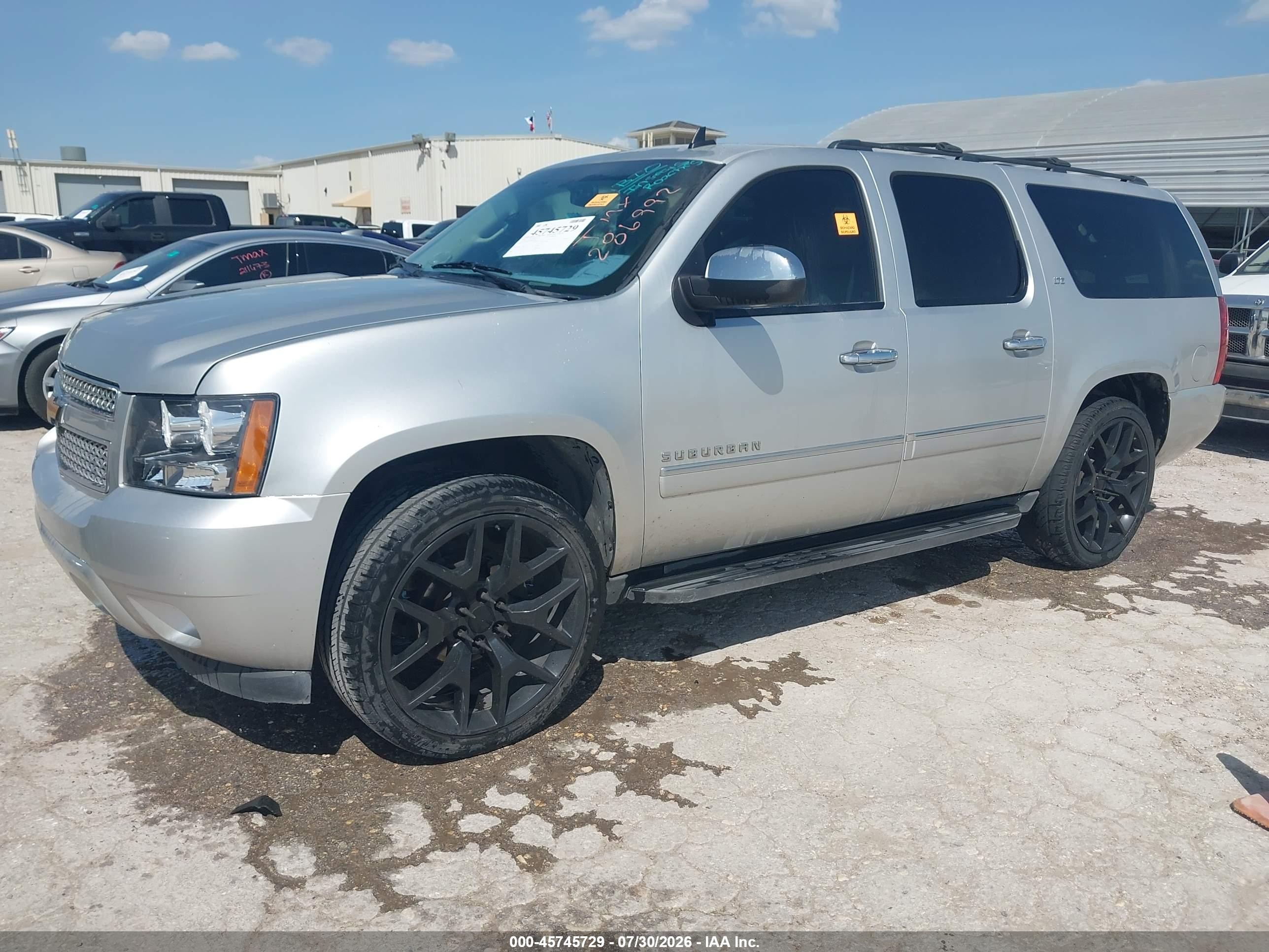 2011 Chevrolet Suburban Ltz Серебряный vin: 1GNSCKE00BR286992