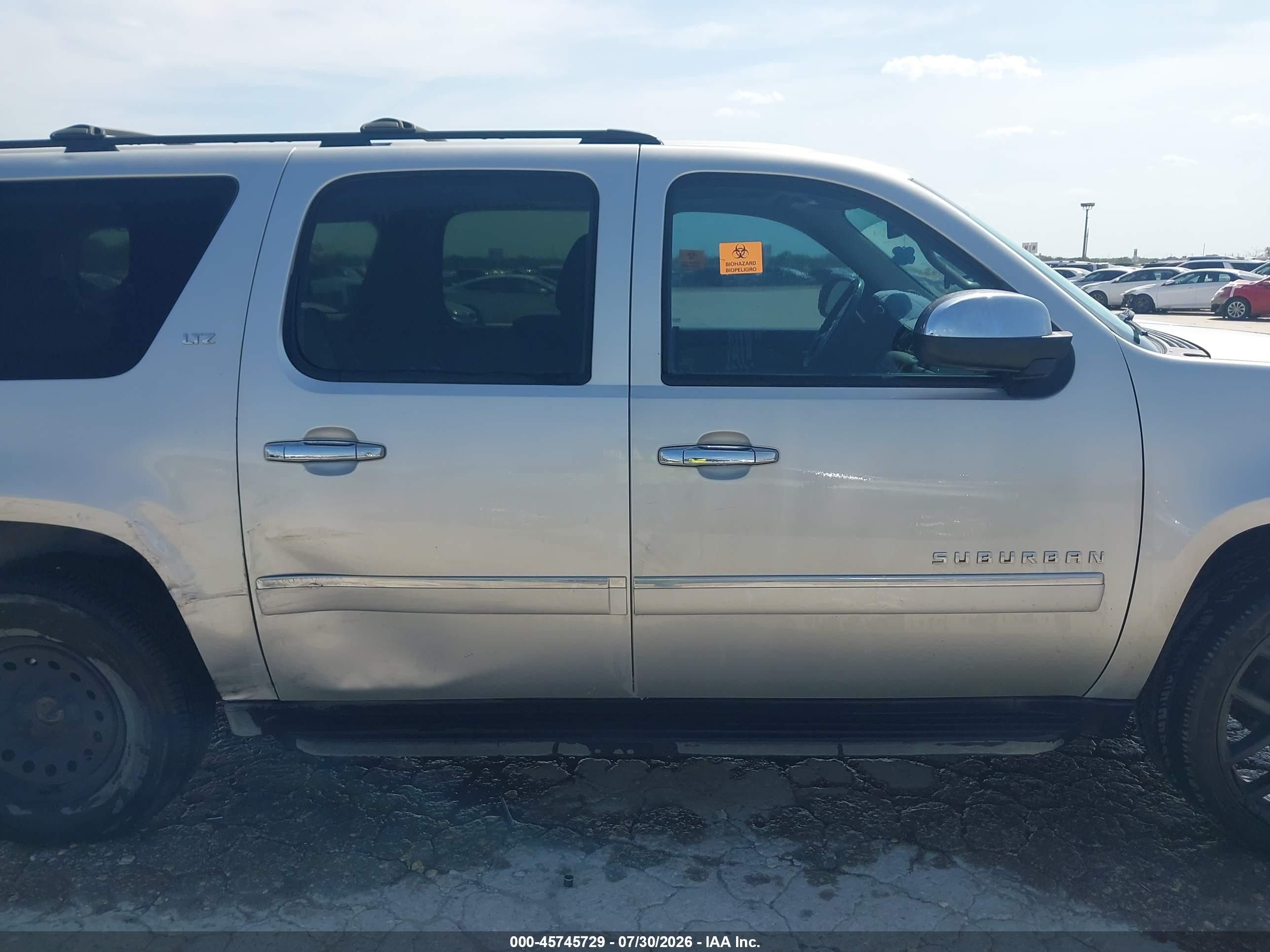 2011 Chevrolet Suburban Ltz Серебряный vin: 1GNSCKE00BR286992