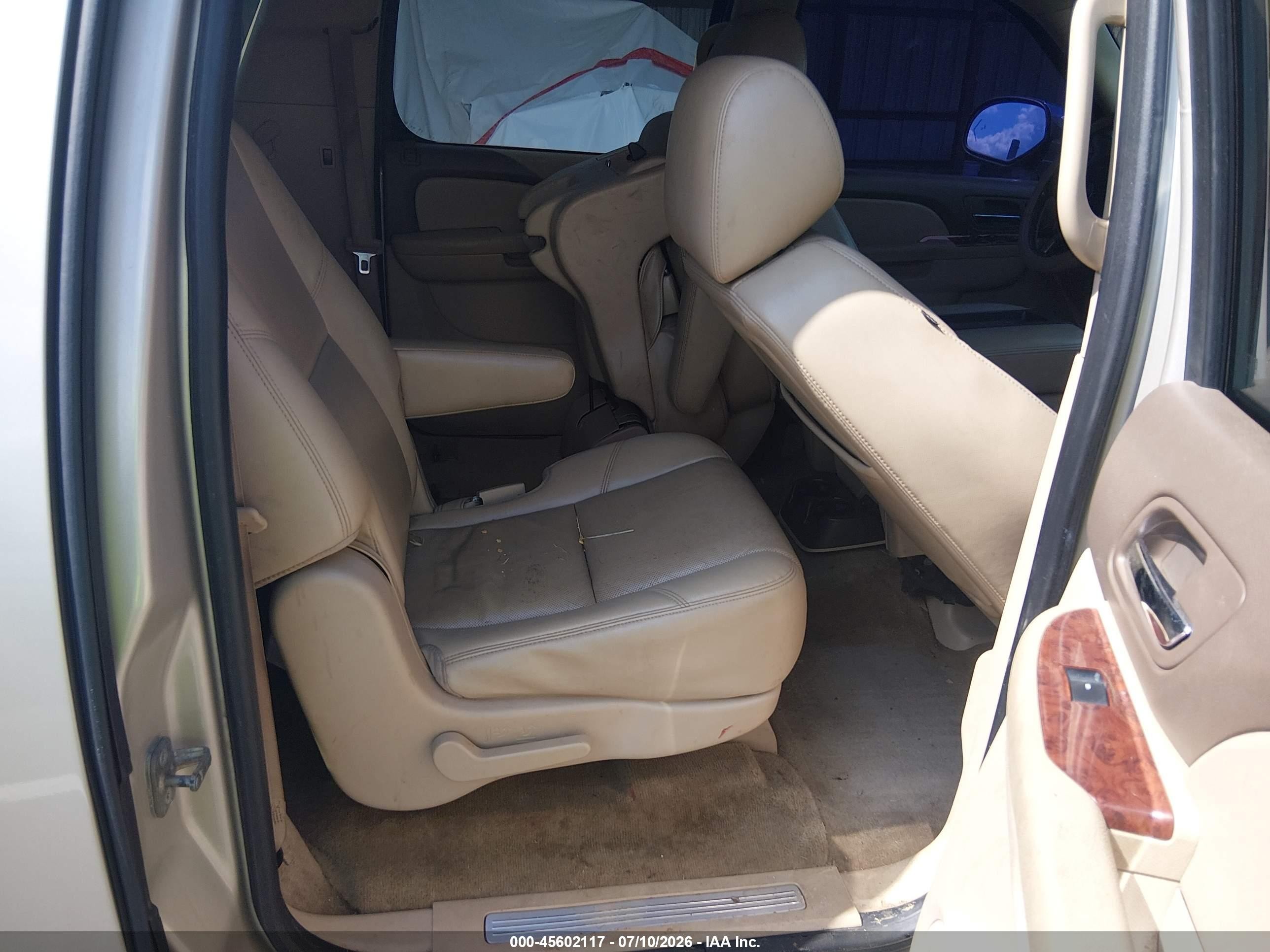 2013 Chevrolet Suburban Ltz Beige vin: 1GNSCKE03DR139908