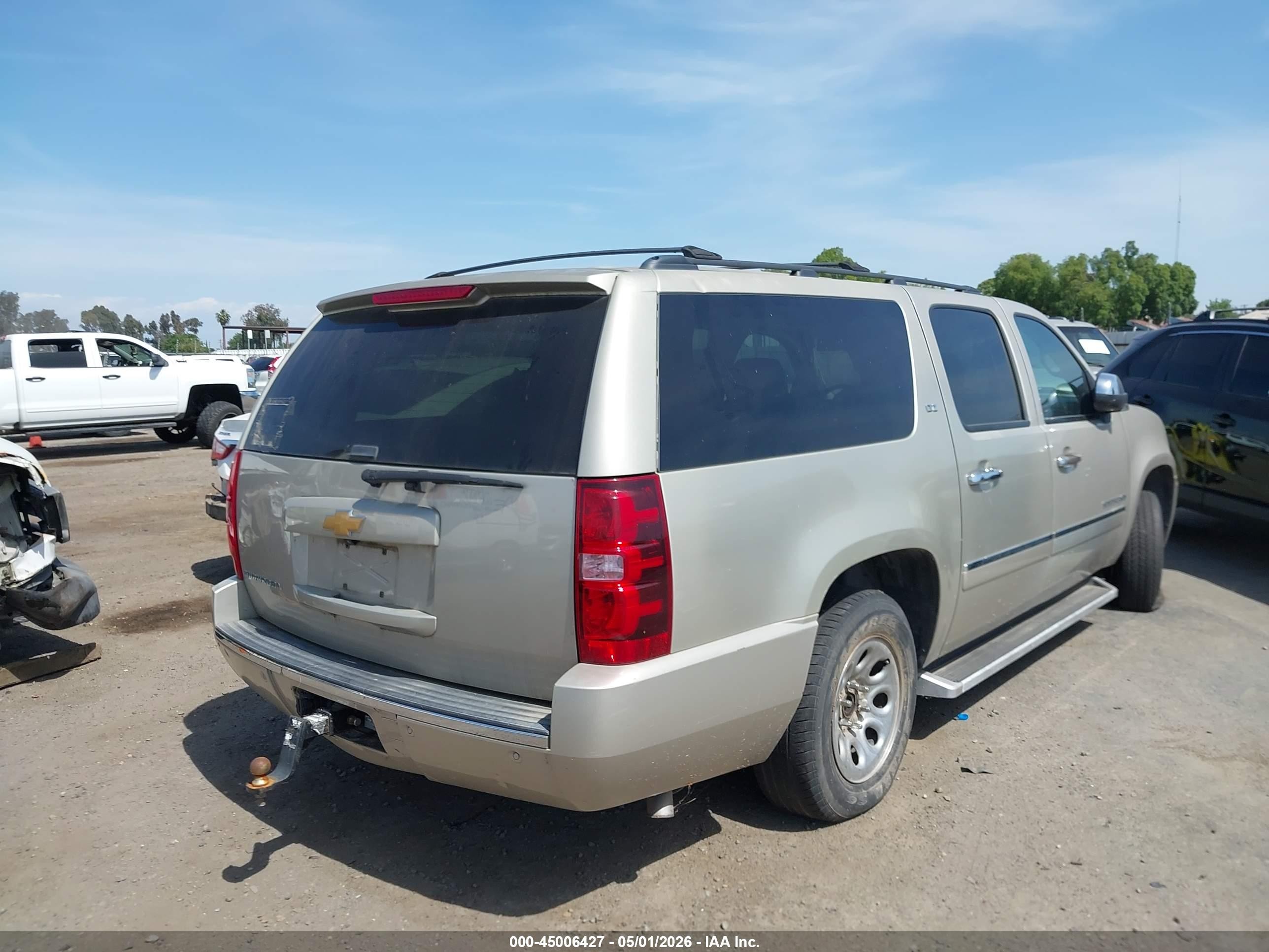 2014 Chevrolet Suburban 1500 Ltz Champagne vin: 1GNSCKE03ER109731