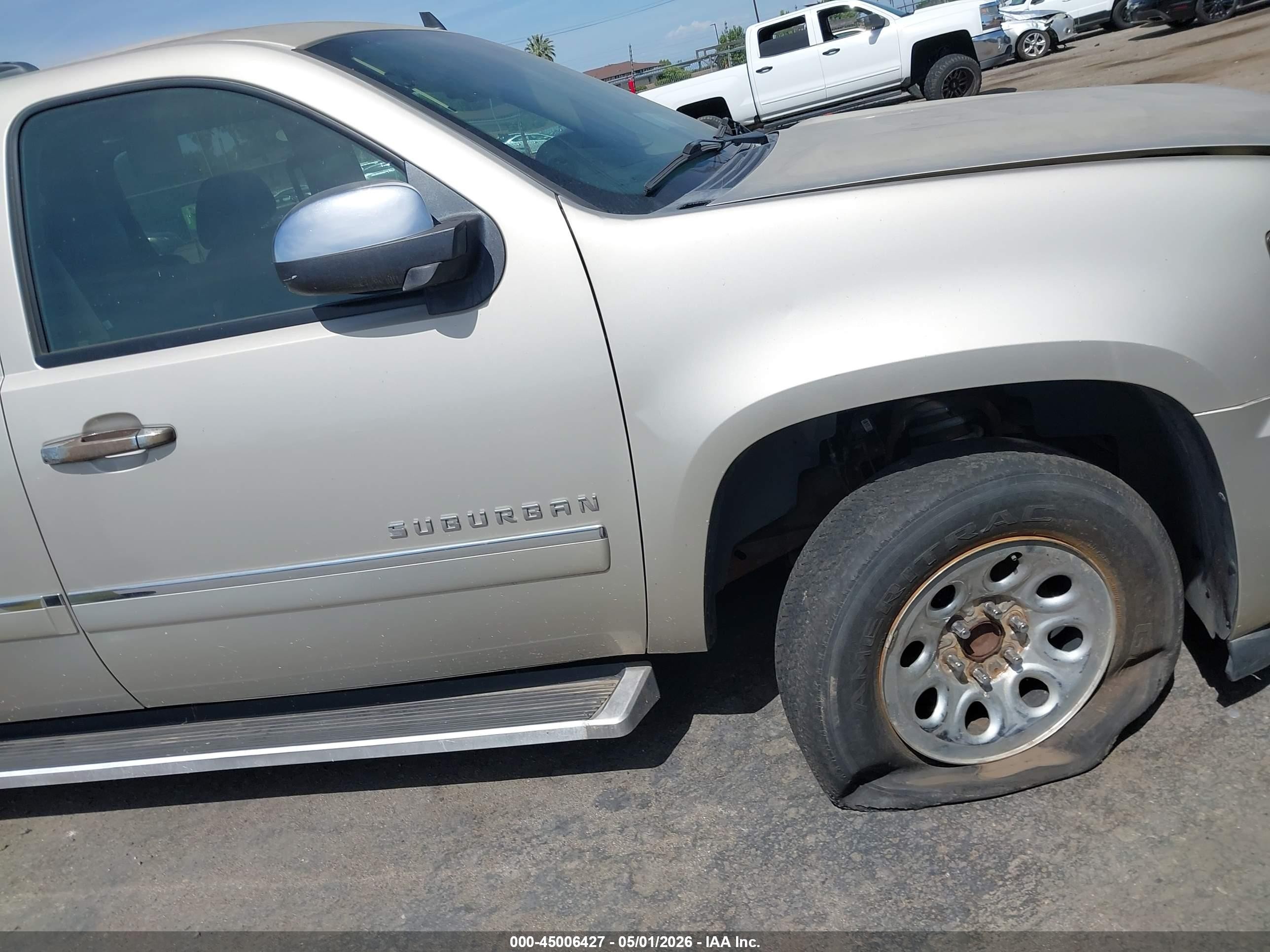 2014 Chevrolet Suburban 1500 Ltz Champagne vin: 1GNSCKE03ER109731