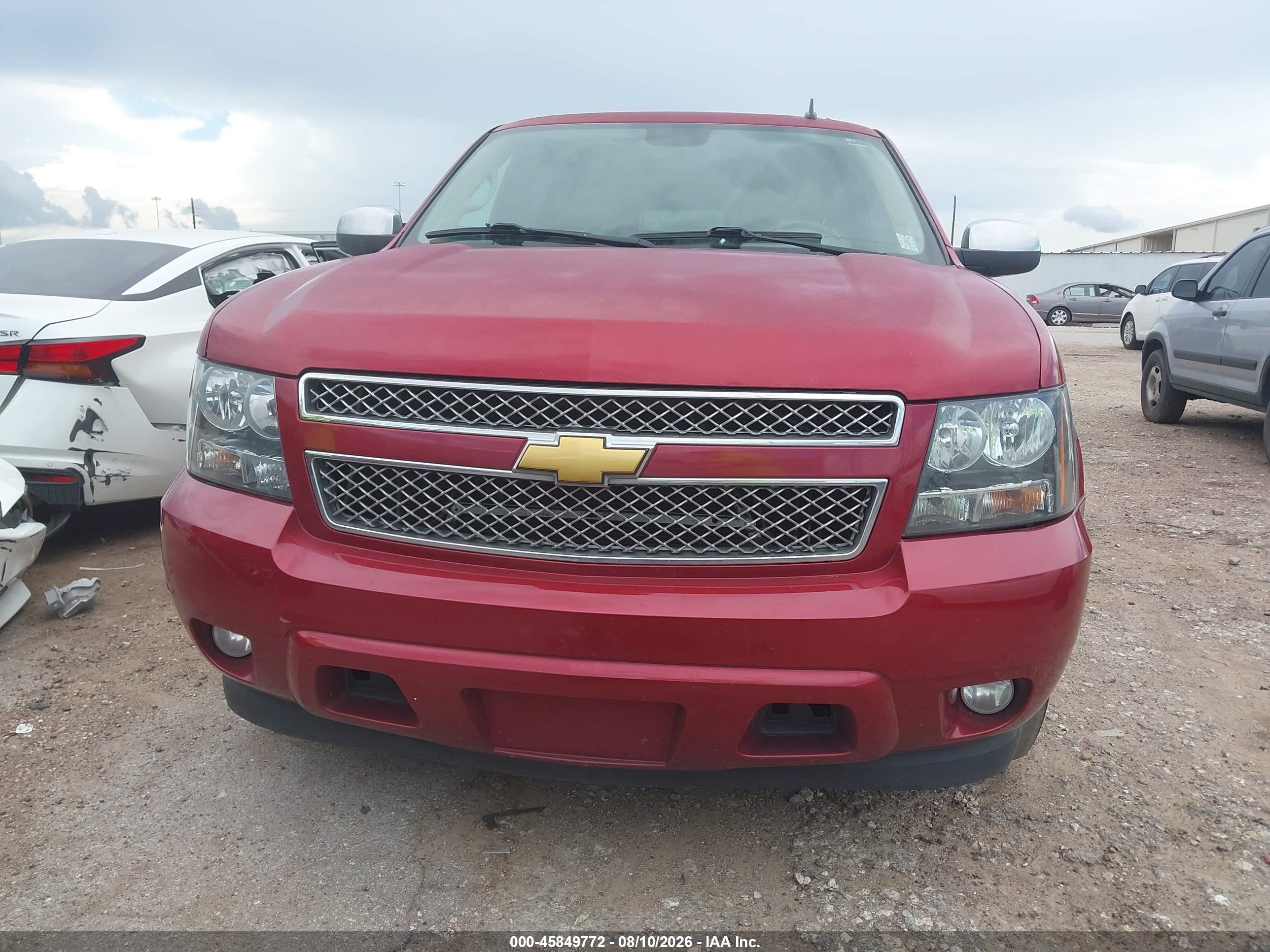 2014 Chevrolet Suburban Ltz Red vin: 1GNSCKE03ER172635
