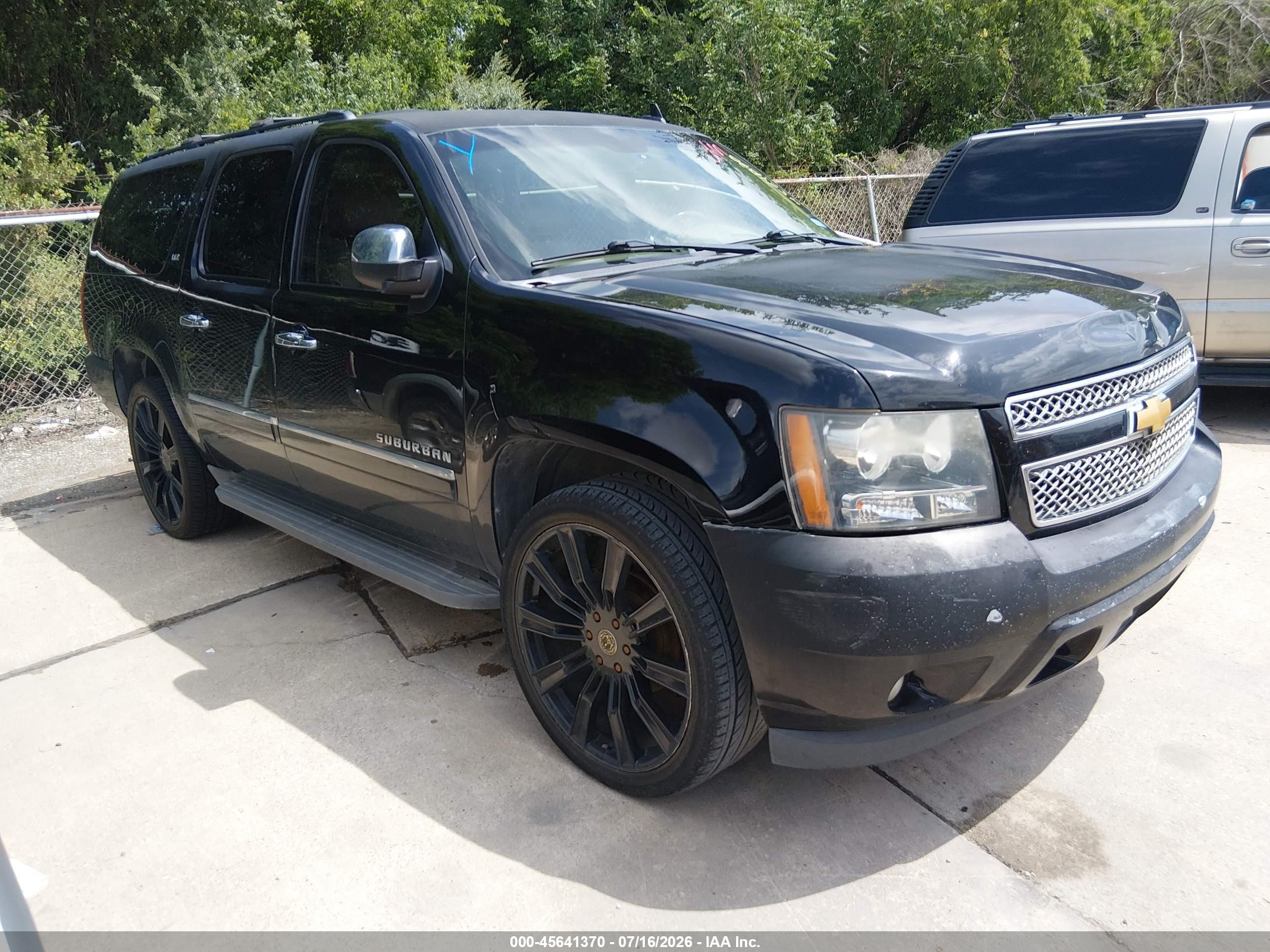 2013 Chevrolet Suburban Ltz Black vin: 1GNSCKE06DR169906
