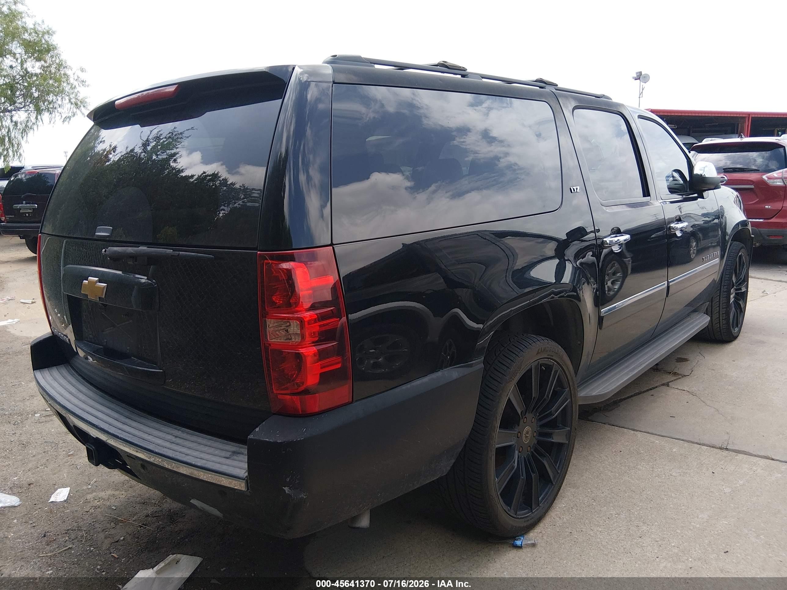2013 Chevrolet Suburban Ltz Black vin: 1GNSCKE06DR169906