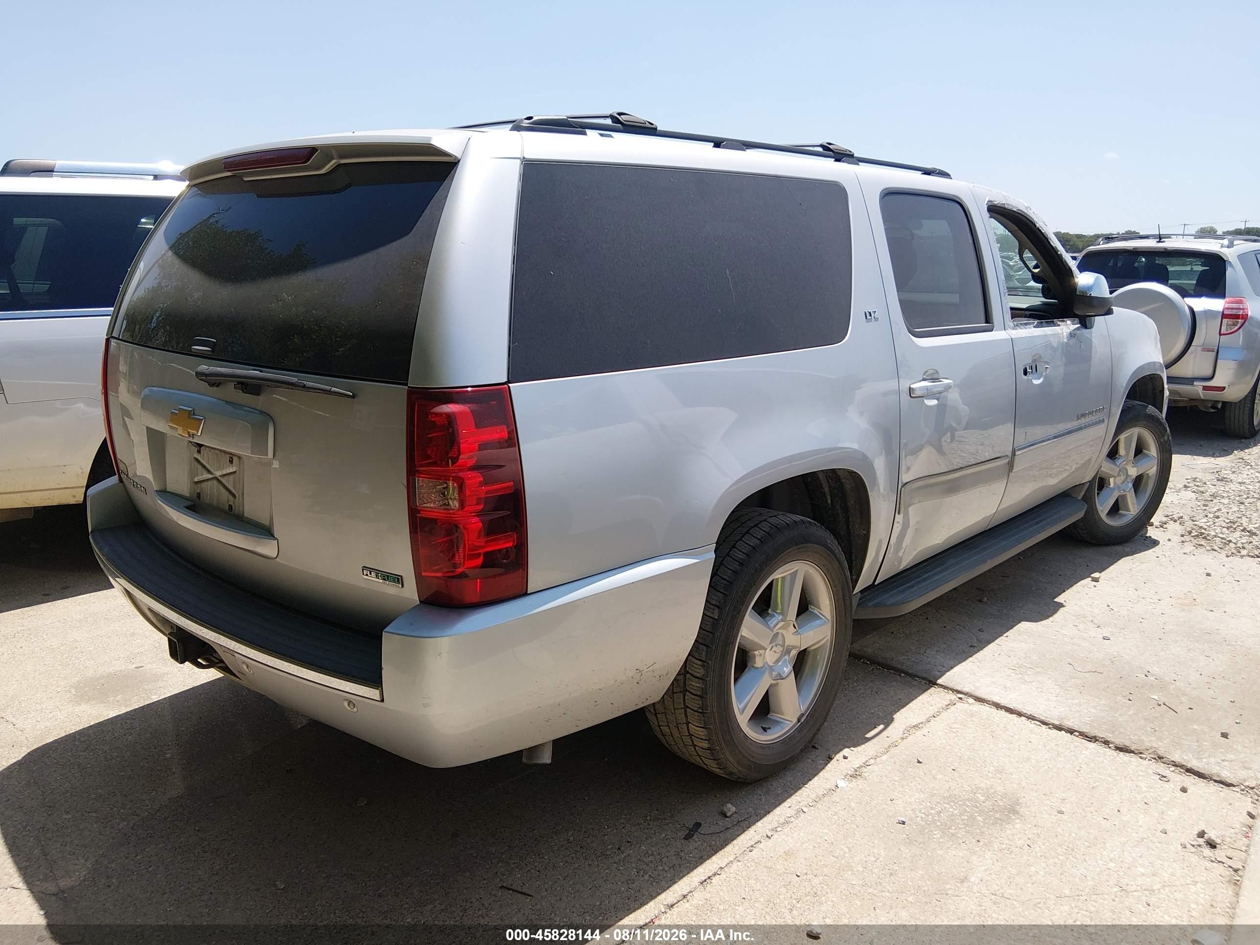 2012 Chevrolet Suburban Ltz Серебряный vin: 1GNSCKE07CR318175