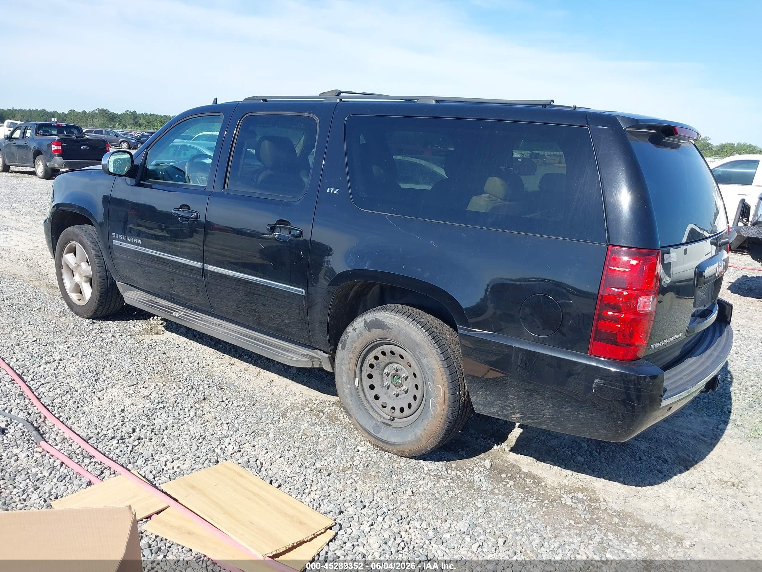 2013 Chevrolet Suburban 1500 Ltz Black vin: 1GNSCKE09DR106749