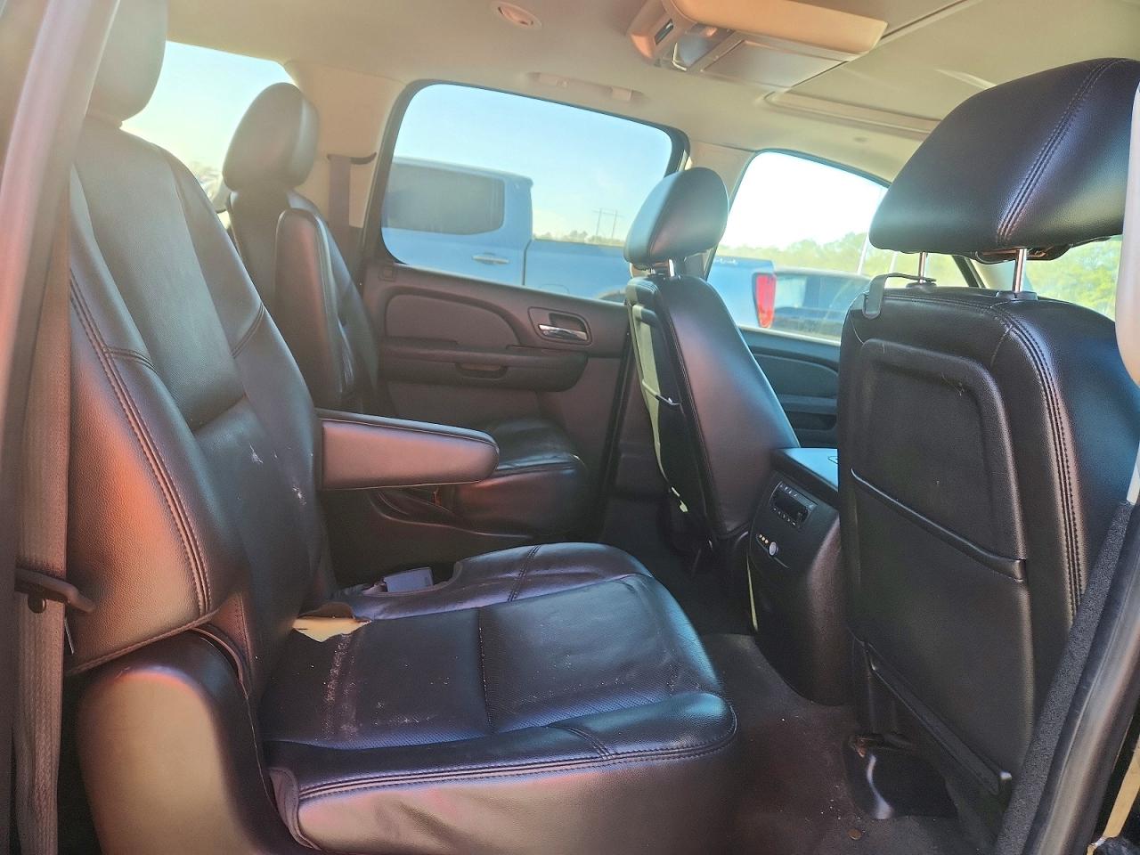 2013 Chevrolet Suburban C1500 Ltz Black vin: 1GNSCKE0XDR227547