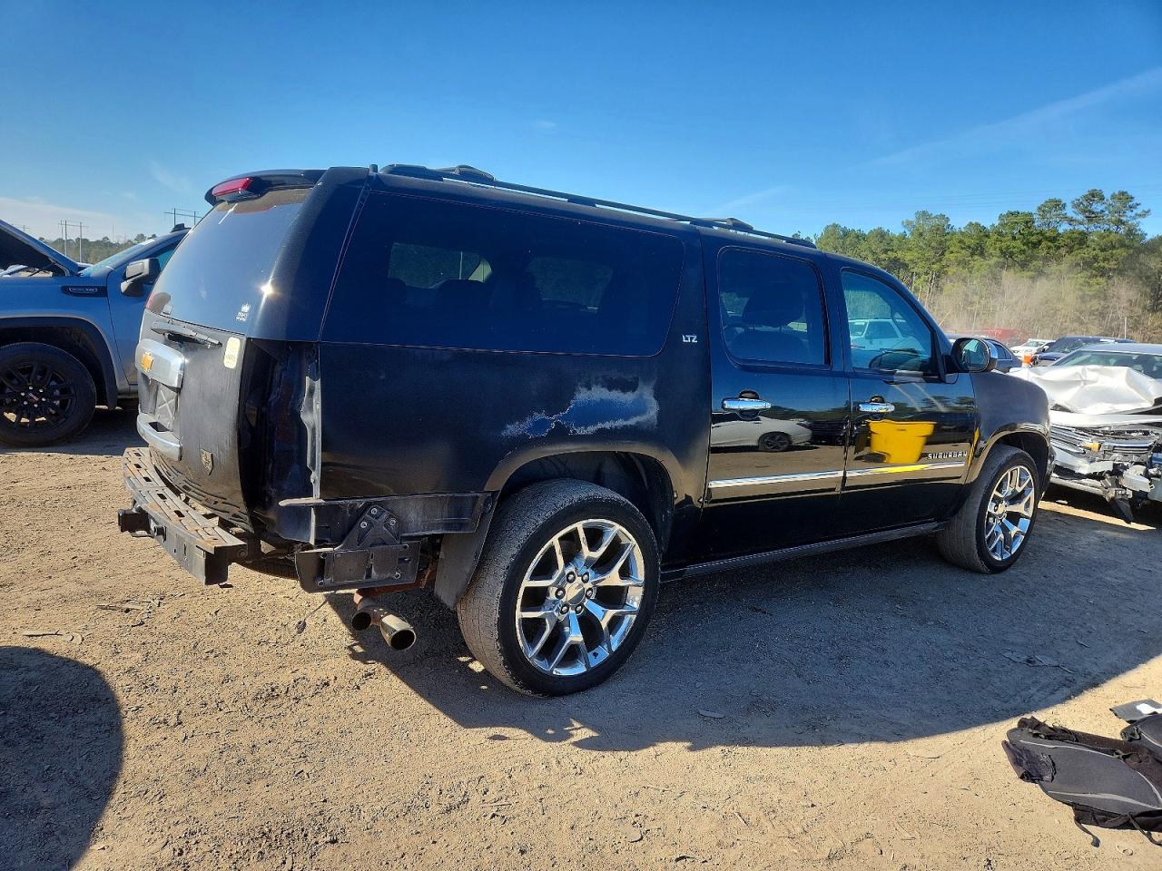 2013 Chevrolet Suburban C1500 Ltz Black vin: 1GNSCKE0XDR227547