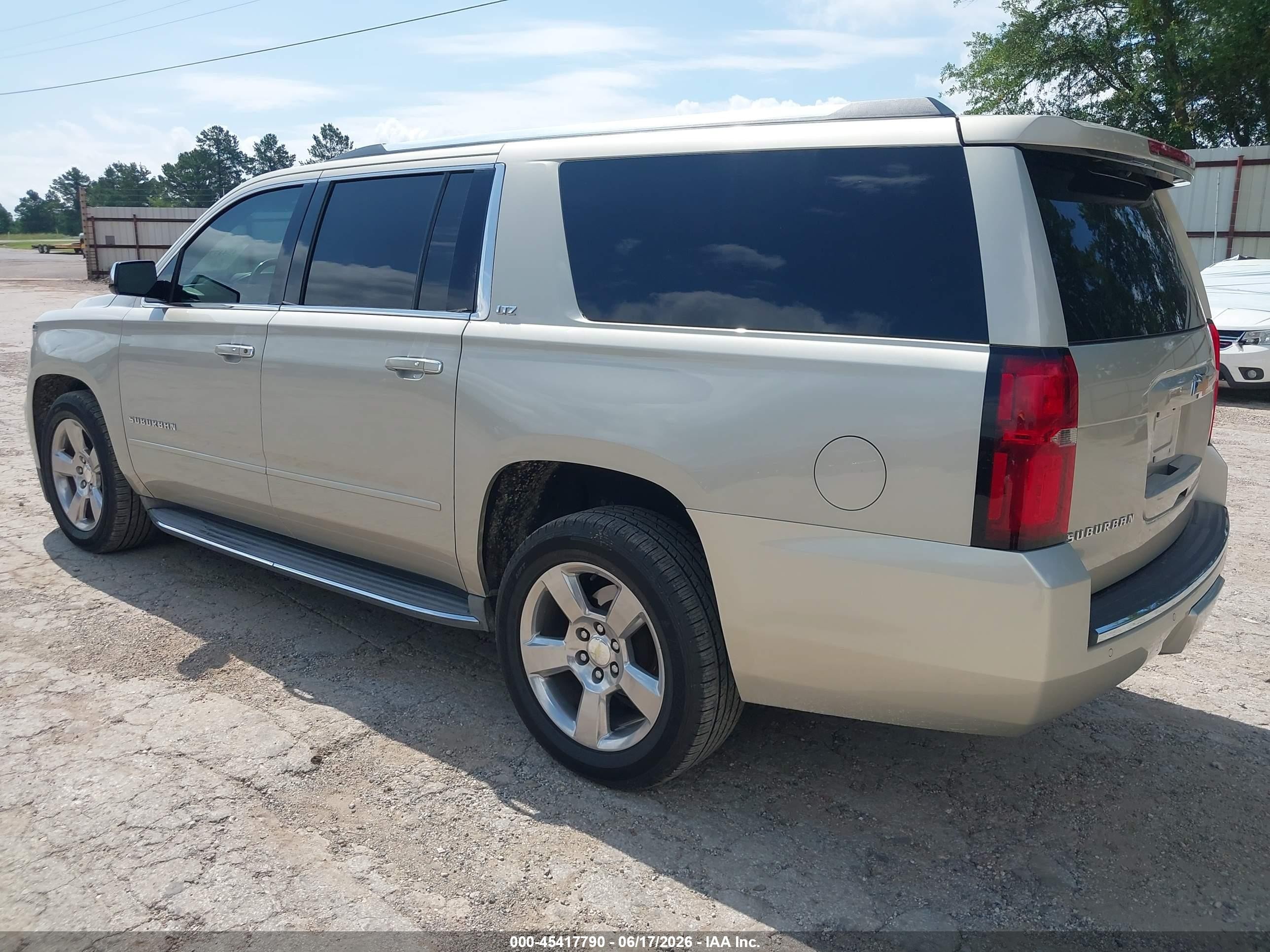 2015 Chevrolet Suburban Ltz Beige vin: 1GNSCKKC0FR156988