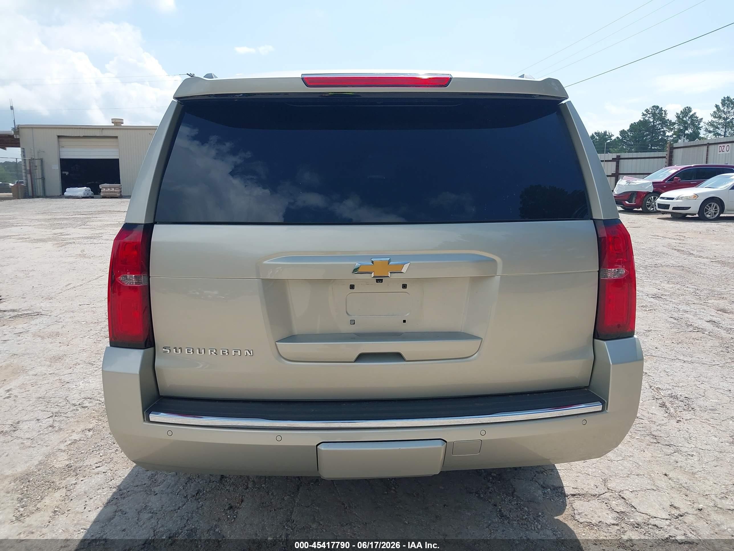 2015 Chevrolet Suburban Ltz Beige vin: 1GNSCKKC0FR156988