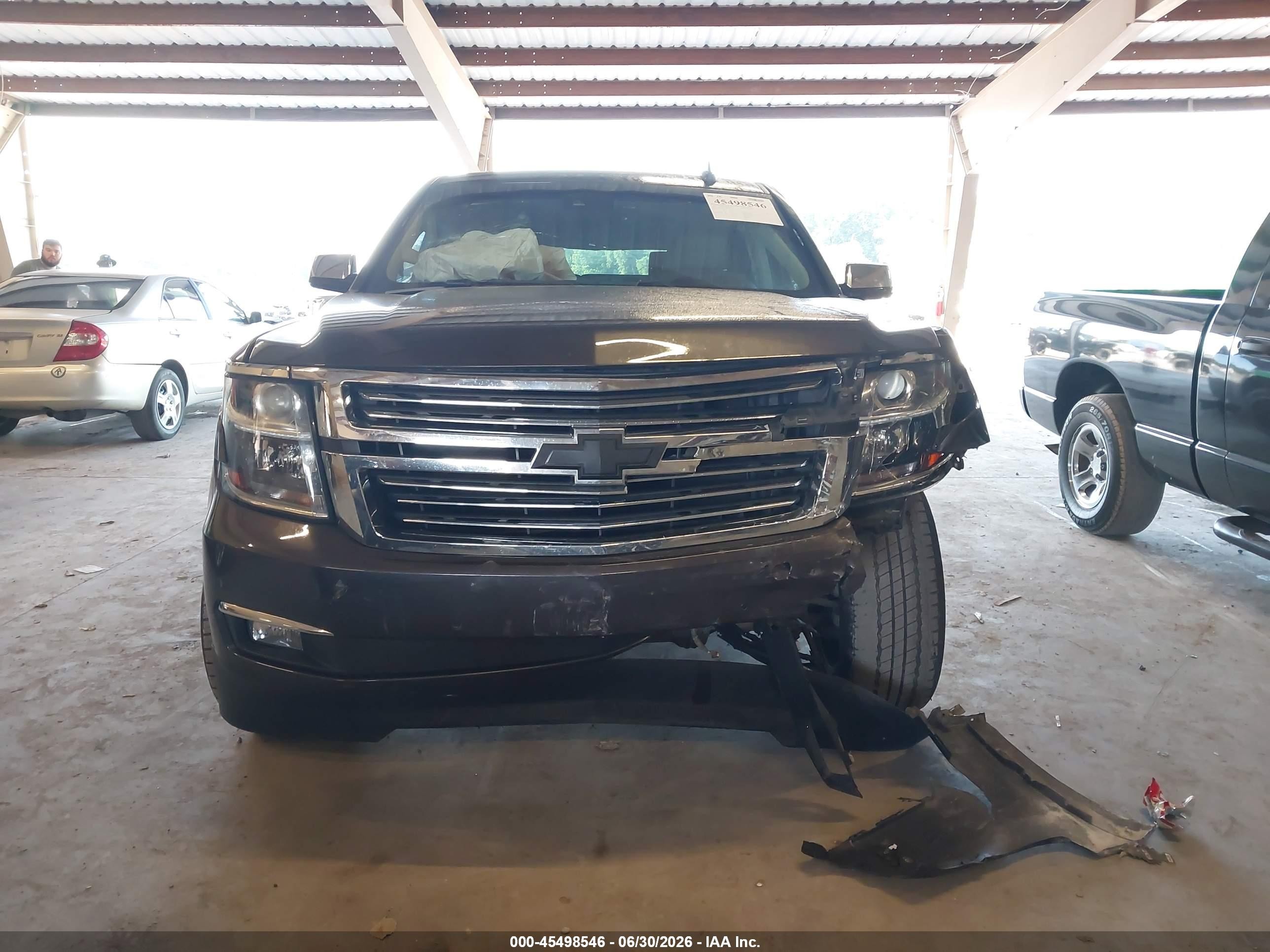 2015 Chevrolet Suburban Ltz Gray vin: 1GNSCKKC0FR715472