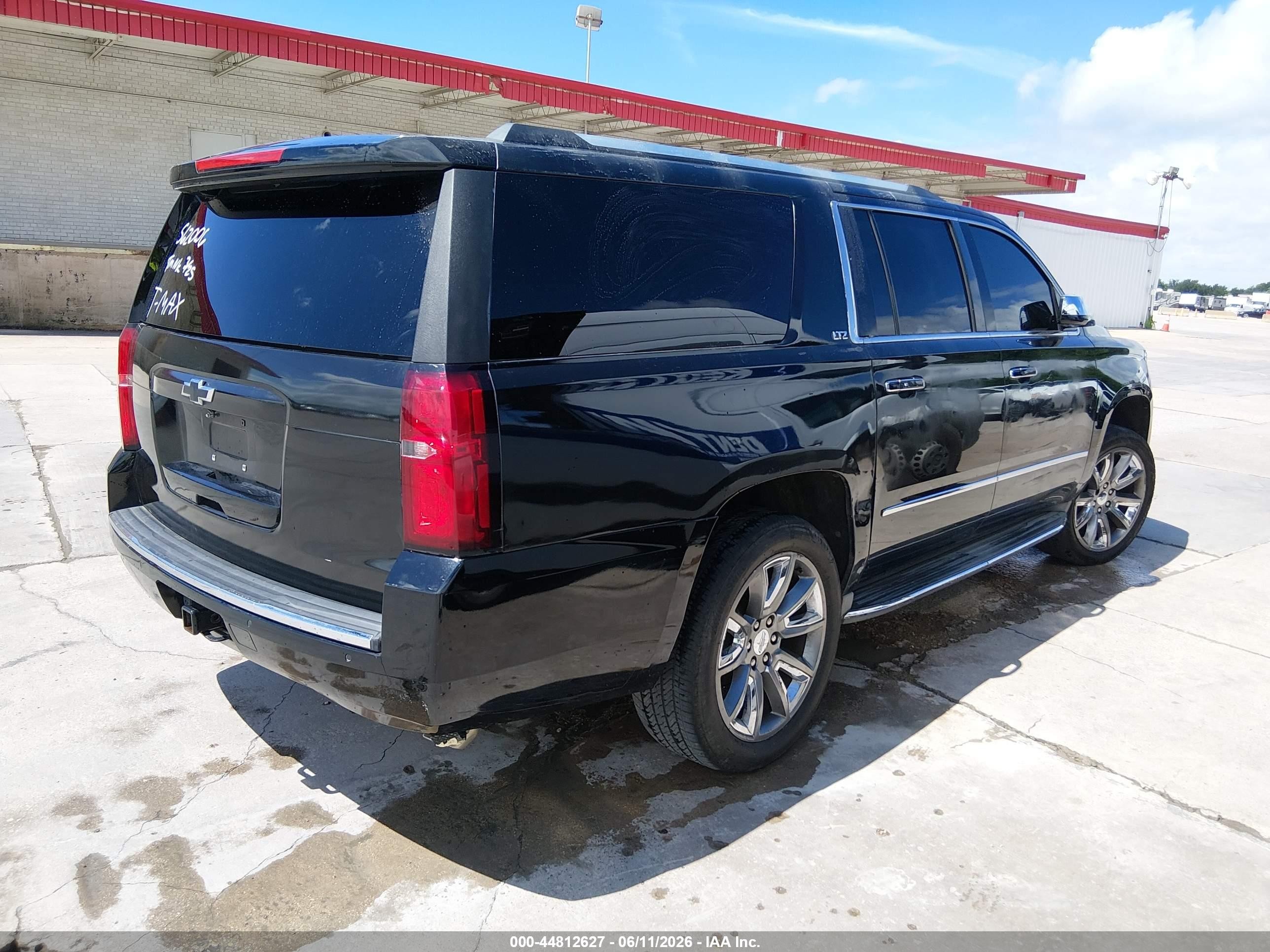 2015 Chevrolet Suburban 1500 Ltz Black vin: 1GNSCKKC5FR562006