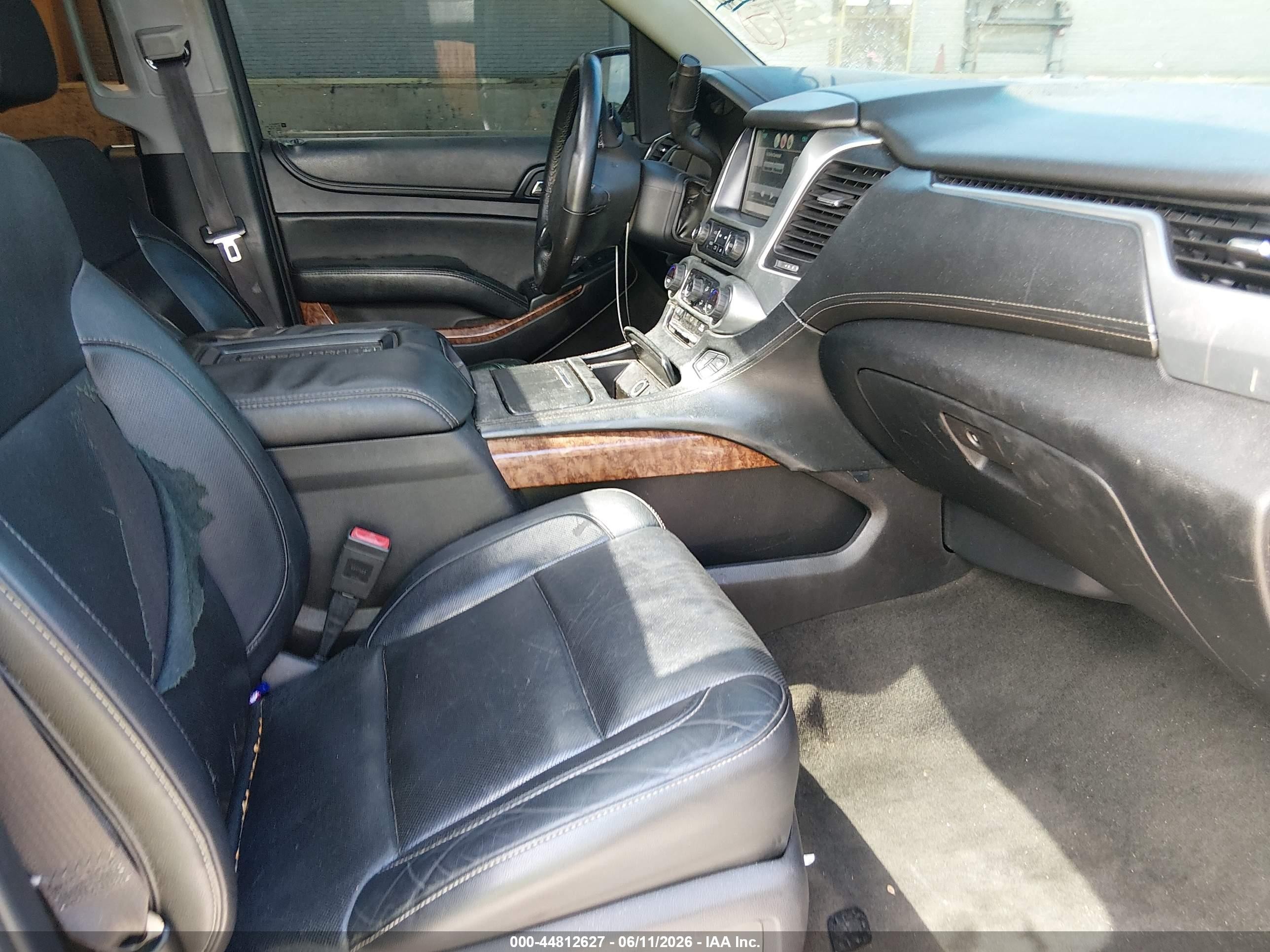 2015 Chevrolet Suburban 1500 Ltz Black vin: 1GNSCKKC5FR562006