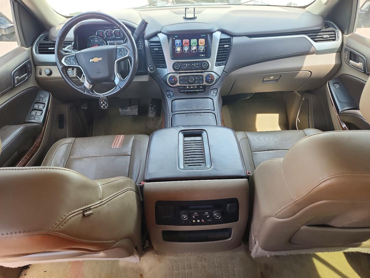 2015 Chevrolet Suburban C1500 Ltz White vin: 1GNSCKKC5FR629042