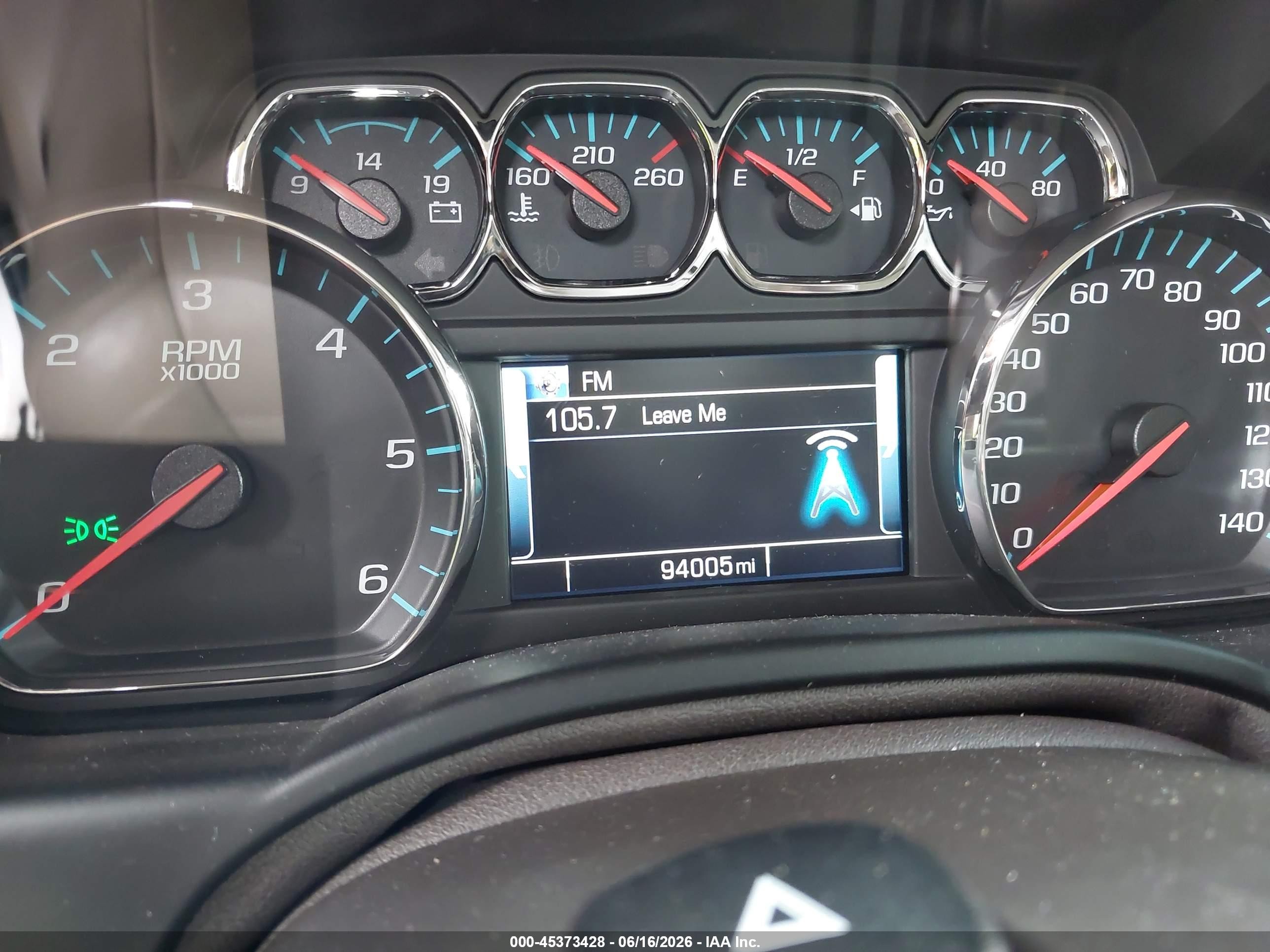 2015 Chevrolet Suburban Ltz White vin: 1GNSCKKC5FR715967